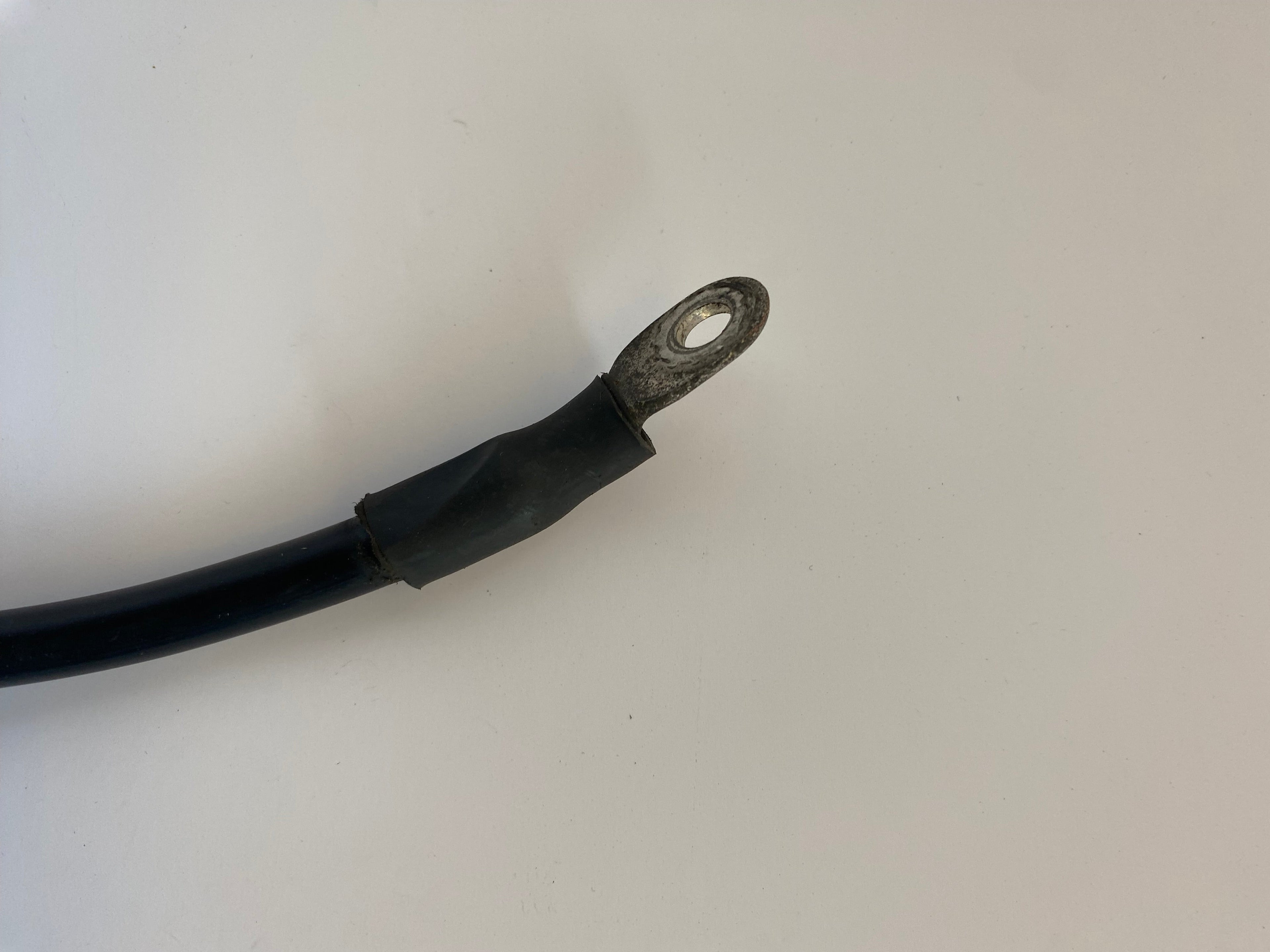 Cable négatif de batterie Sportster Harley Davidson REF OEM 70296-04A
