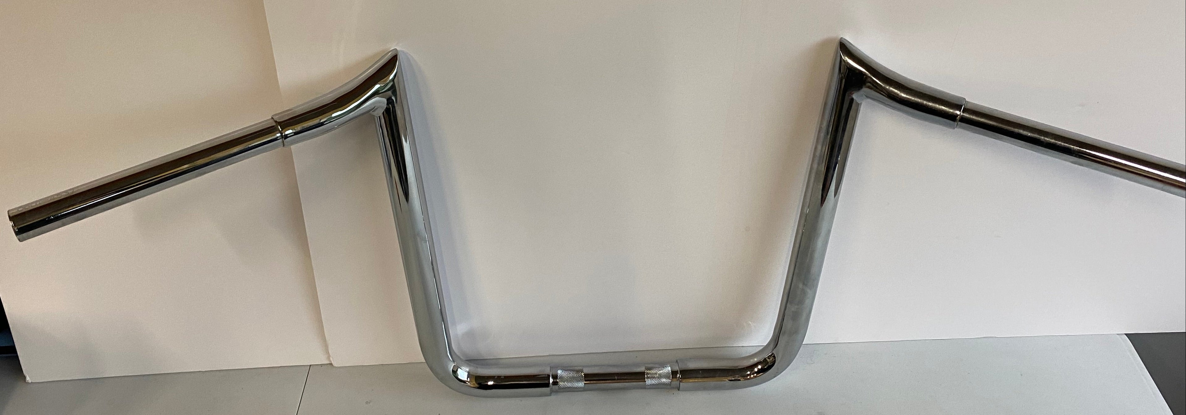 Guidon Prime Apehanger LA Choppers 16 pouces Harley Davidson REF Drag : 0601-4537