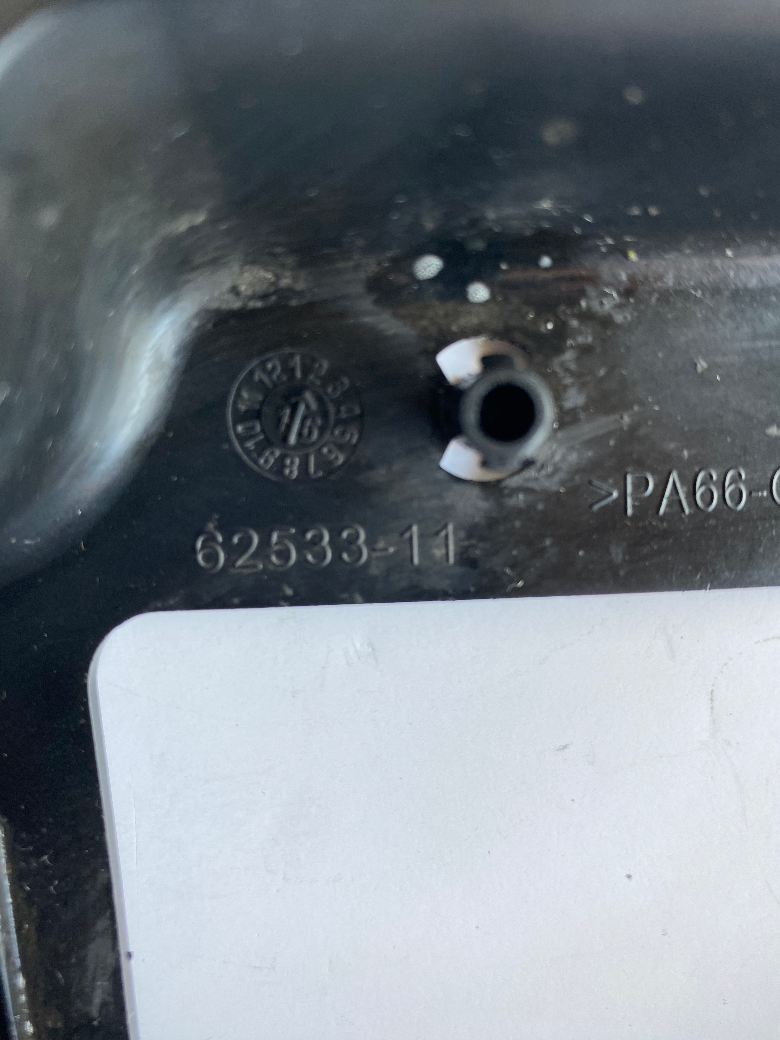 Cache radiateur Touring Harley Davidson REF OEM 62533-11