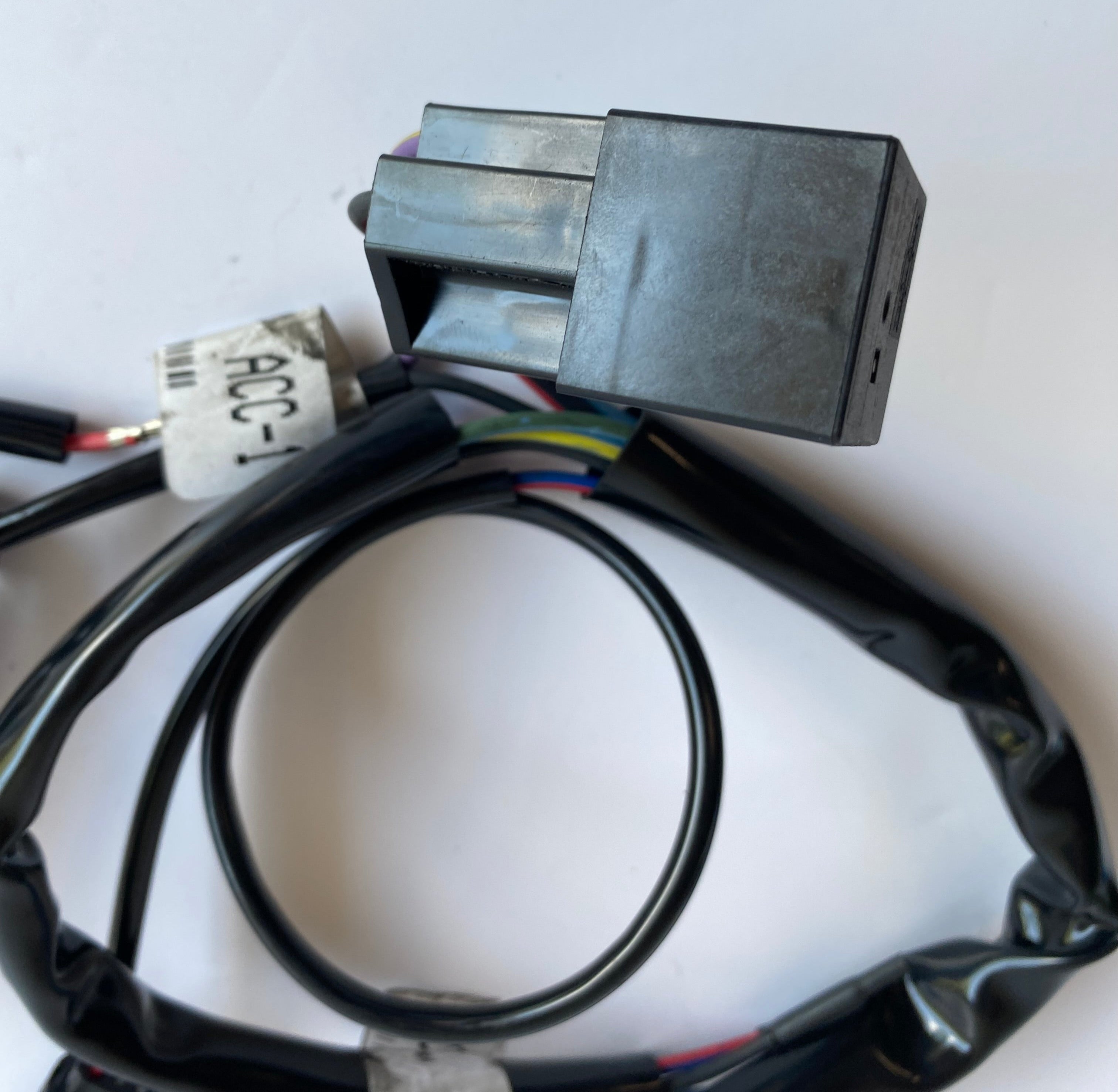Harley Davidson Auxiliary Power Switch Harness REF OEM 69201598