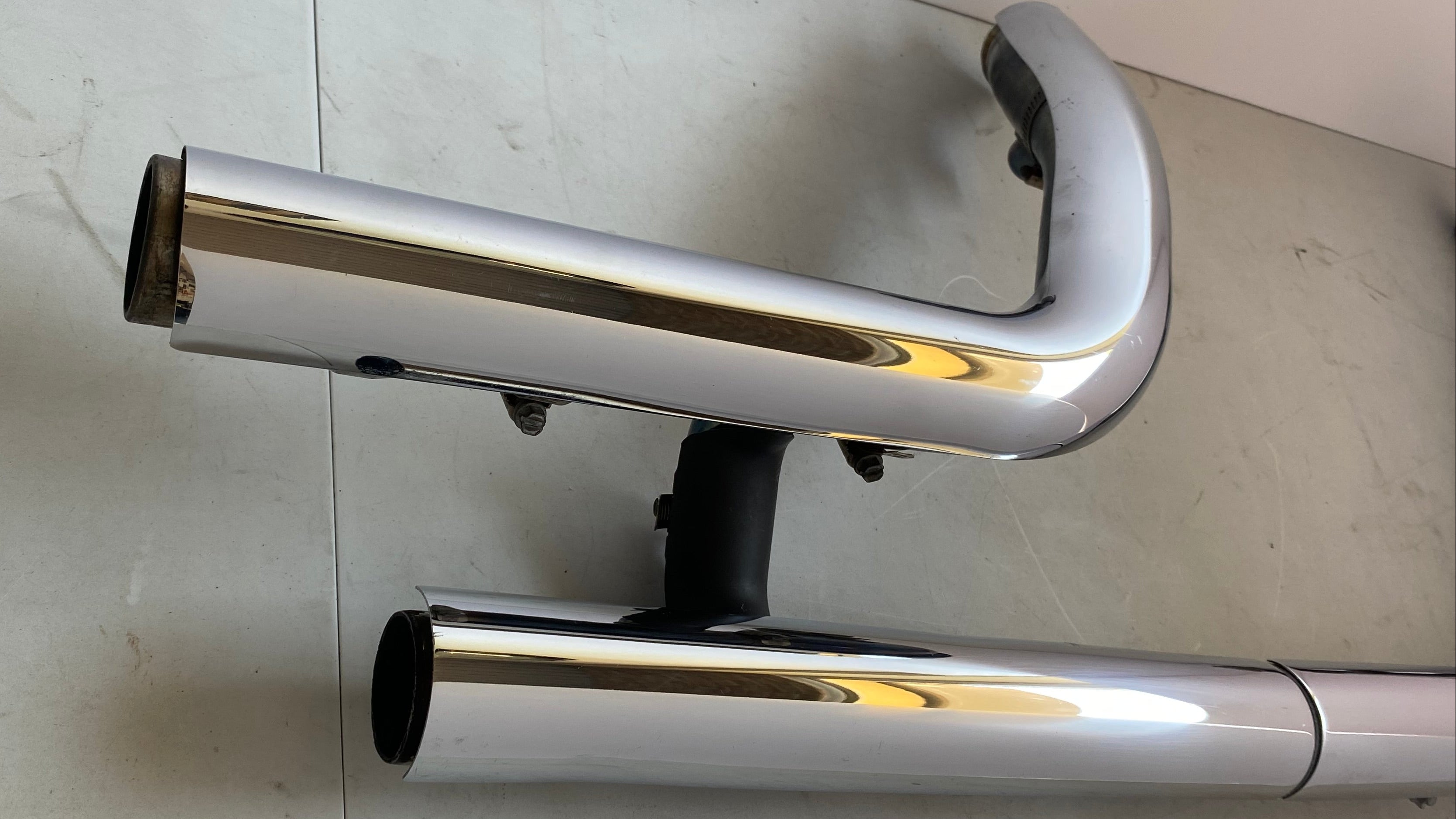 Auspuffkrümmer Softail Fat Boy Harley Davidson REF OEM 66784-07A