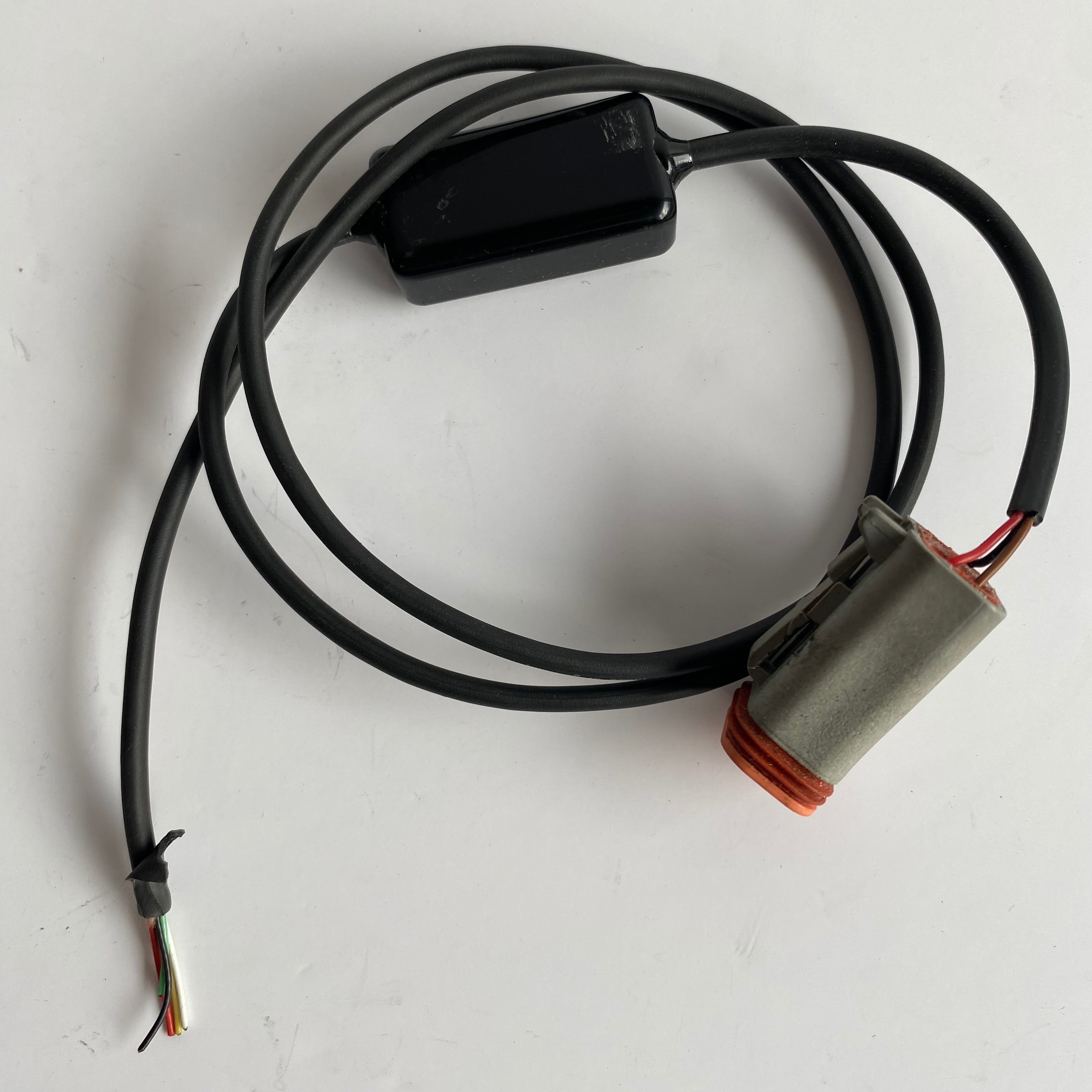 Connecteur 4 fils compteur MO.CAN Moto Gadget Harley Davidson REF MCS 930190