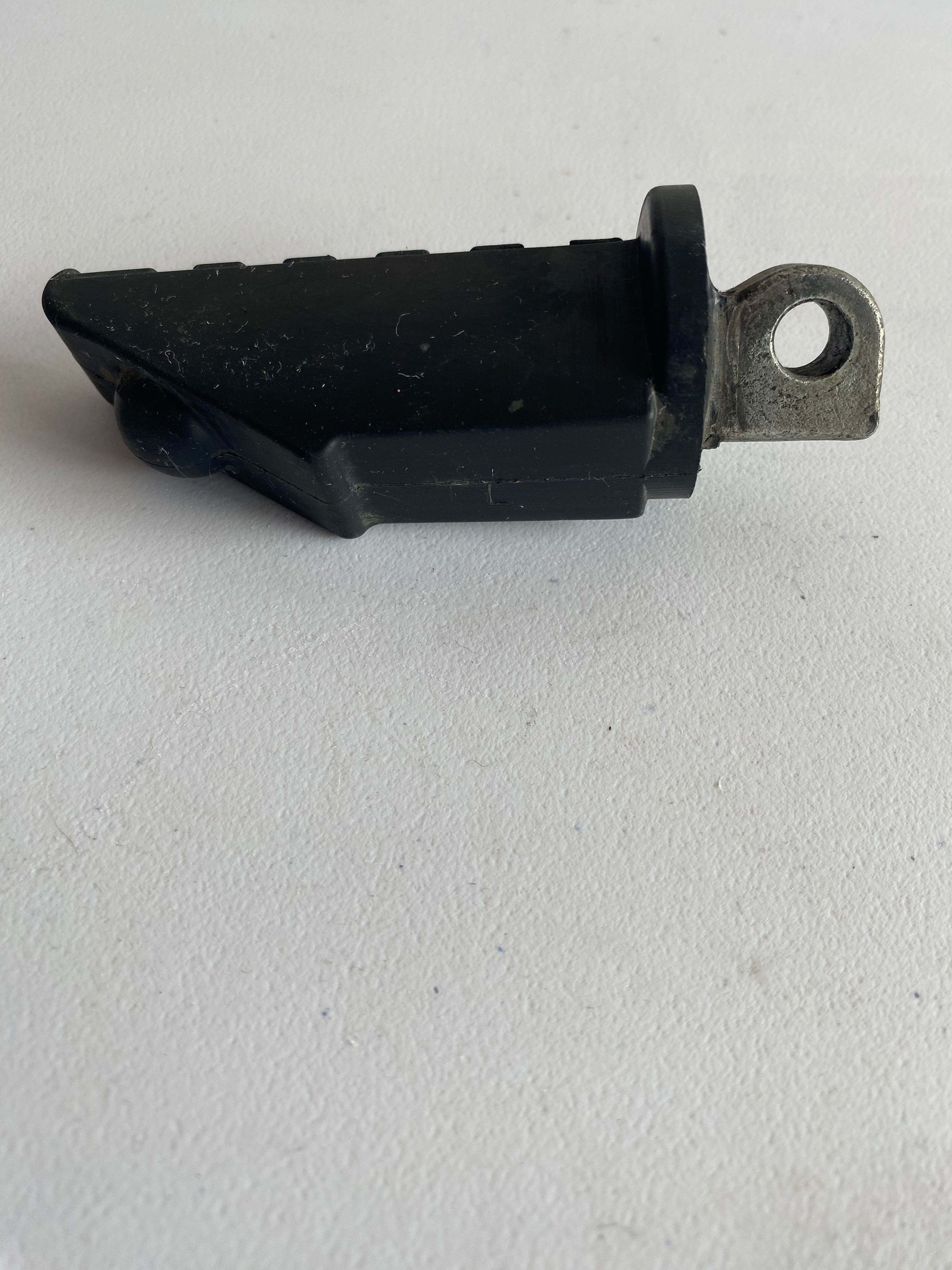 Cale pied pilote droit BUELL REF OEM : N0503.8B