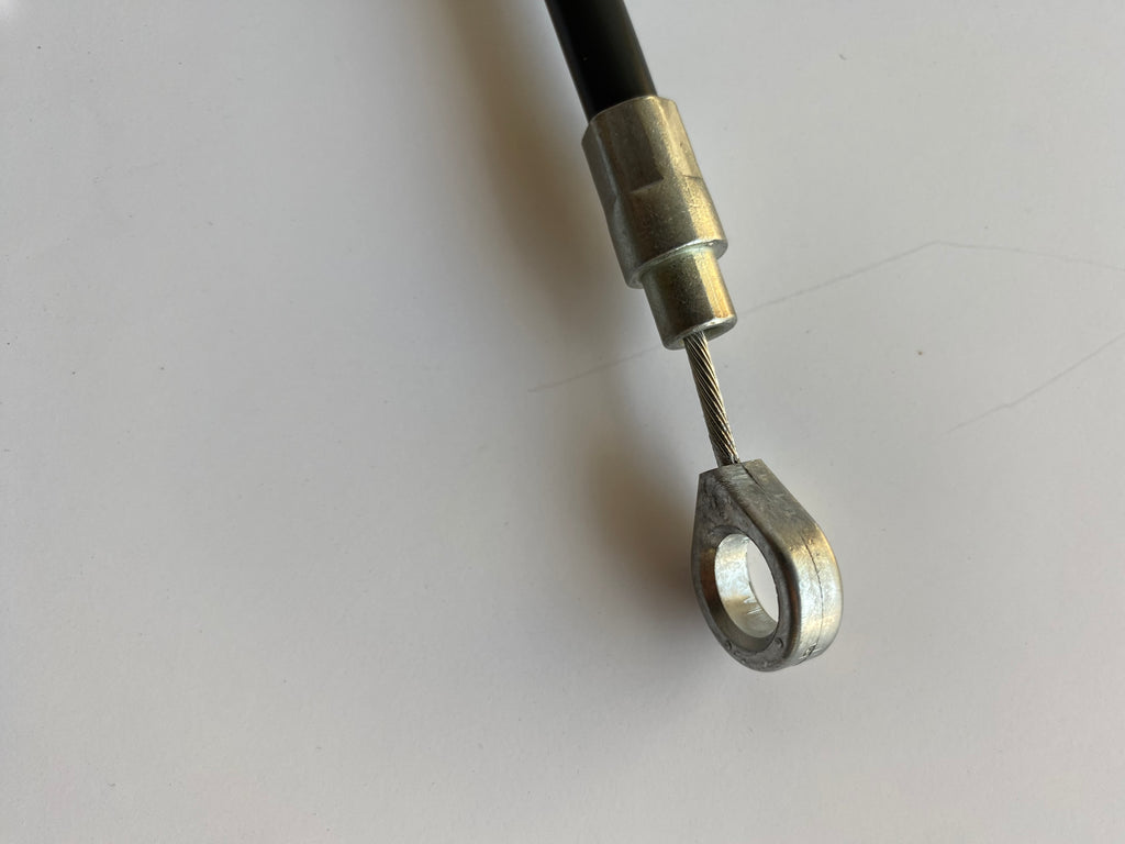 Cable embrayage supérieur40 pouces  apehanger 12 pouces Harley Davidson REF OEM 37200382