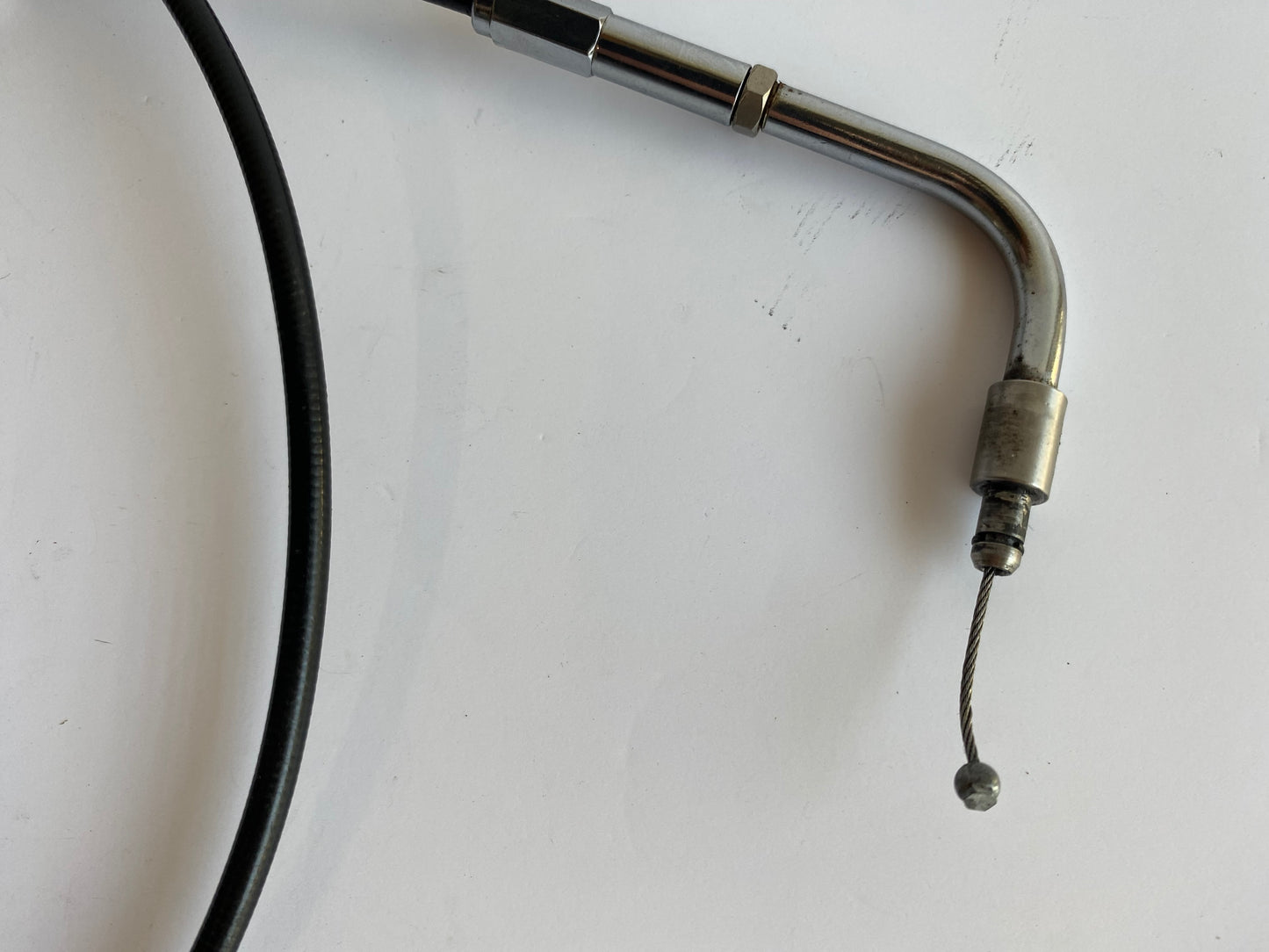 Câble de gaz retour Barnett 48 pouces Harley Davidson REF MCS 570610