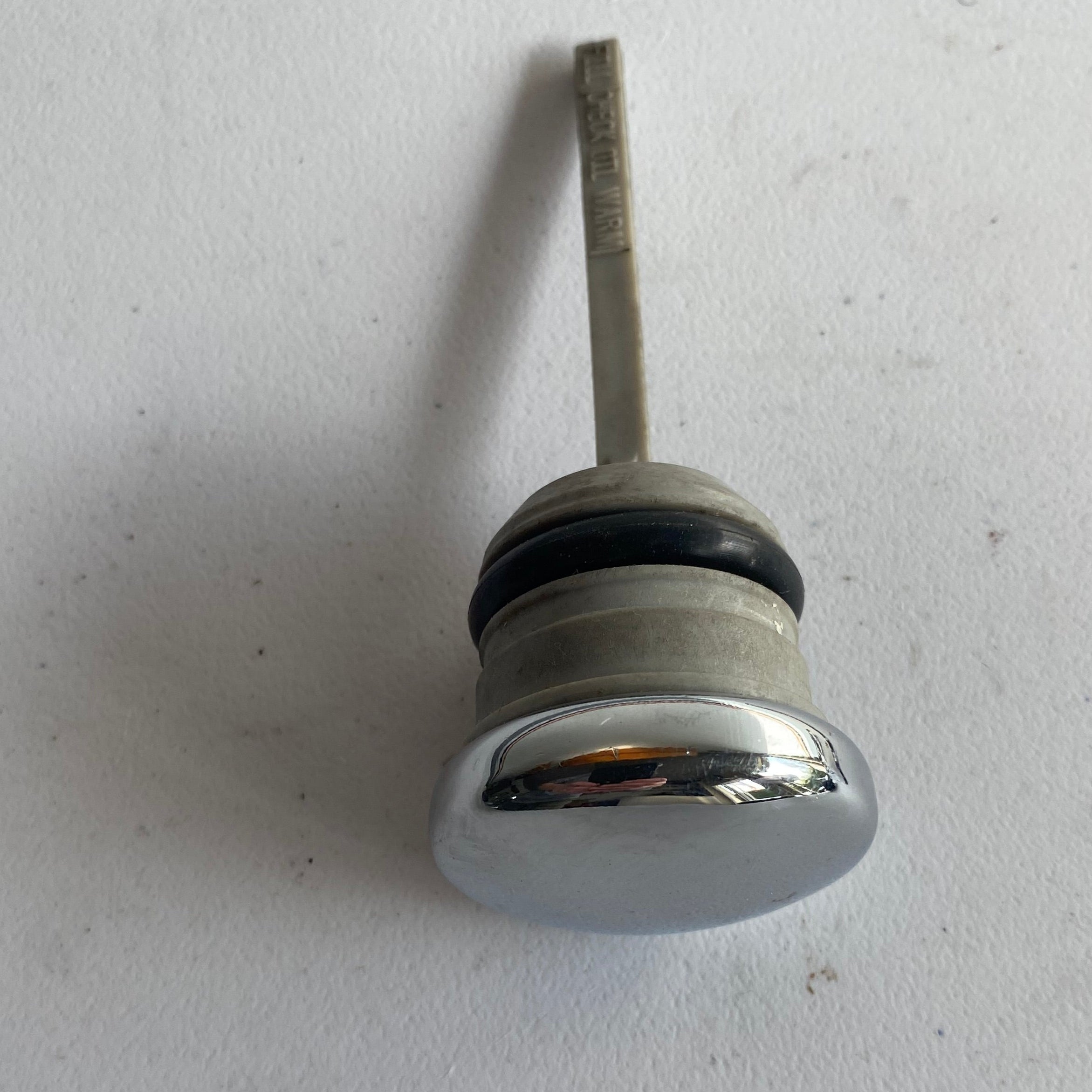 Bouchon de réservoir d'huile/ jauge Harley Davidson REF OEM : 62845-00A