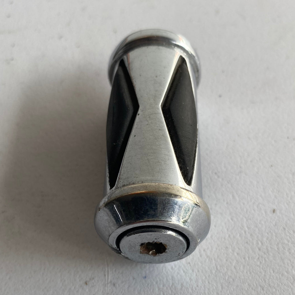 Harley Davidson Chrome Diamond Shifter Tip REF MCS: 990189