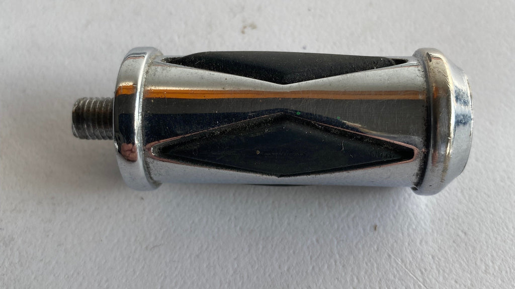 Harley Davidson Chrome Diamond Shifter Tip REF MCS: 990189