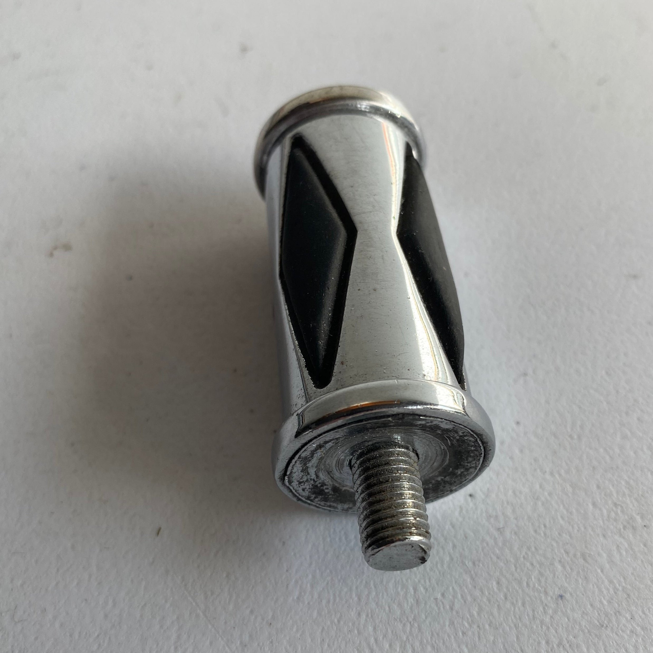 Harley Davidson Chrome Diamond Shifter Tip REF MCS: 990189
