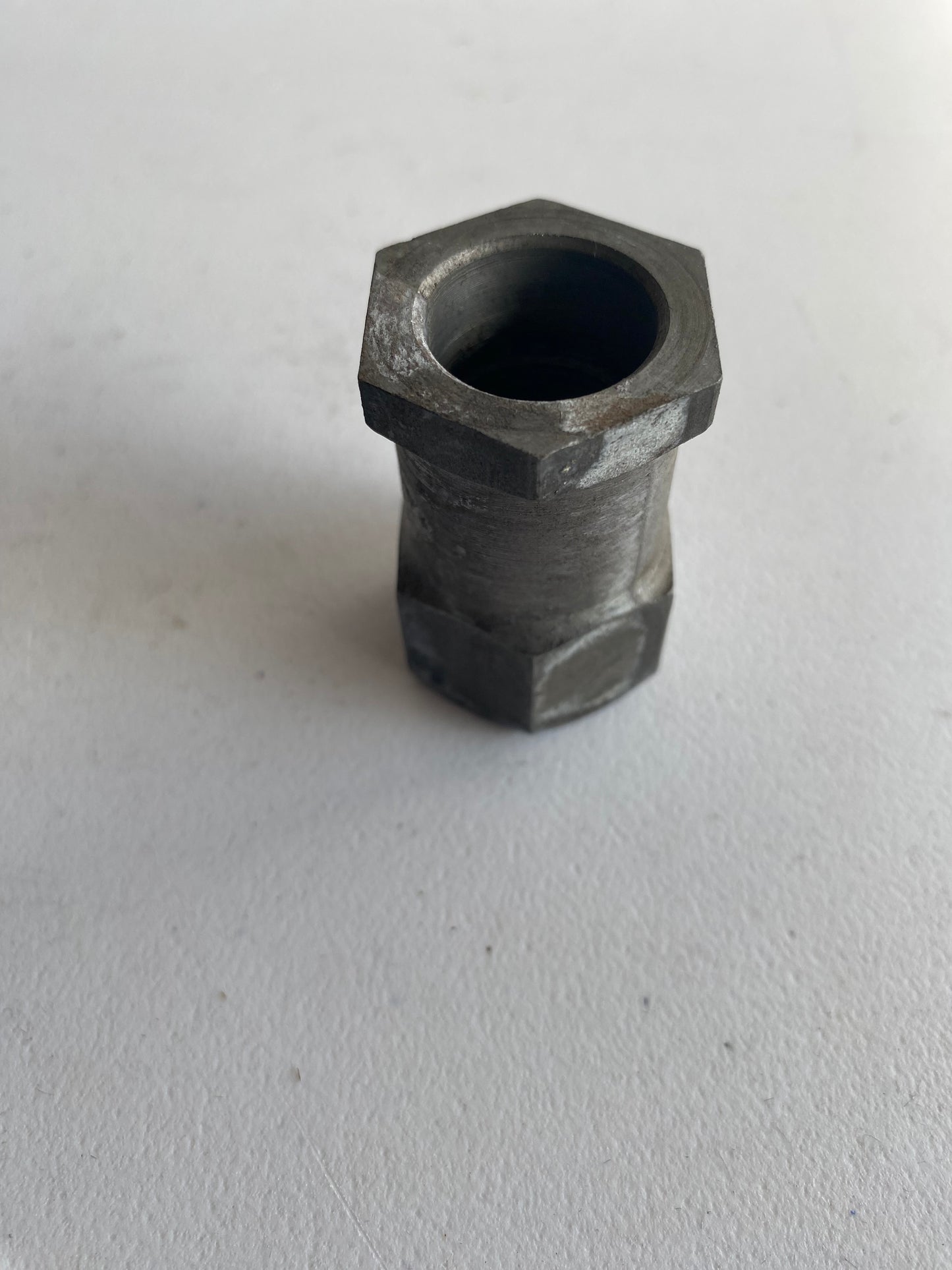 Ecrou de noix d'embrayage Harley Davidson REF OEM : 37496-65