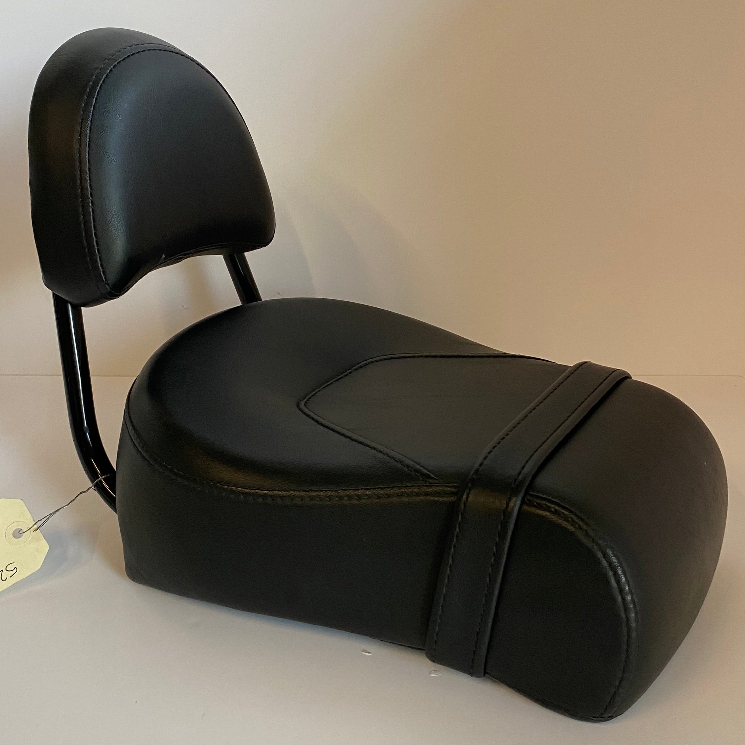 Pouf siège passager et sissy bar noir détachable Dyna Street Bob Harley REF 52696-09