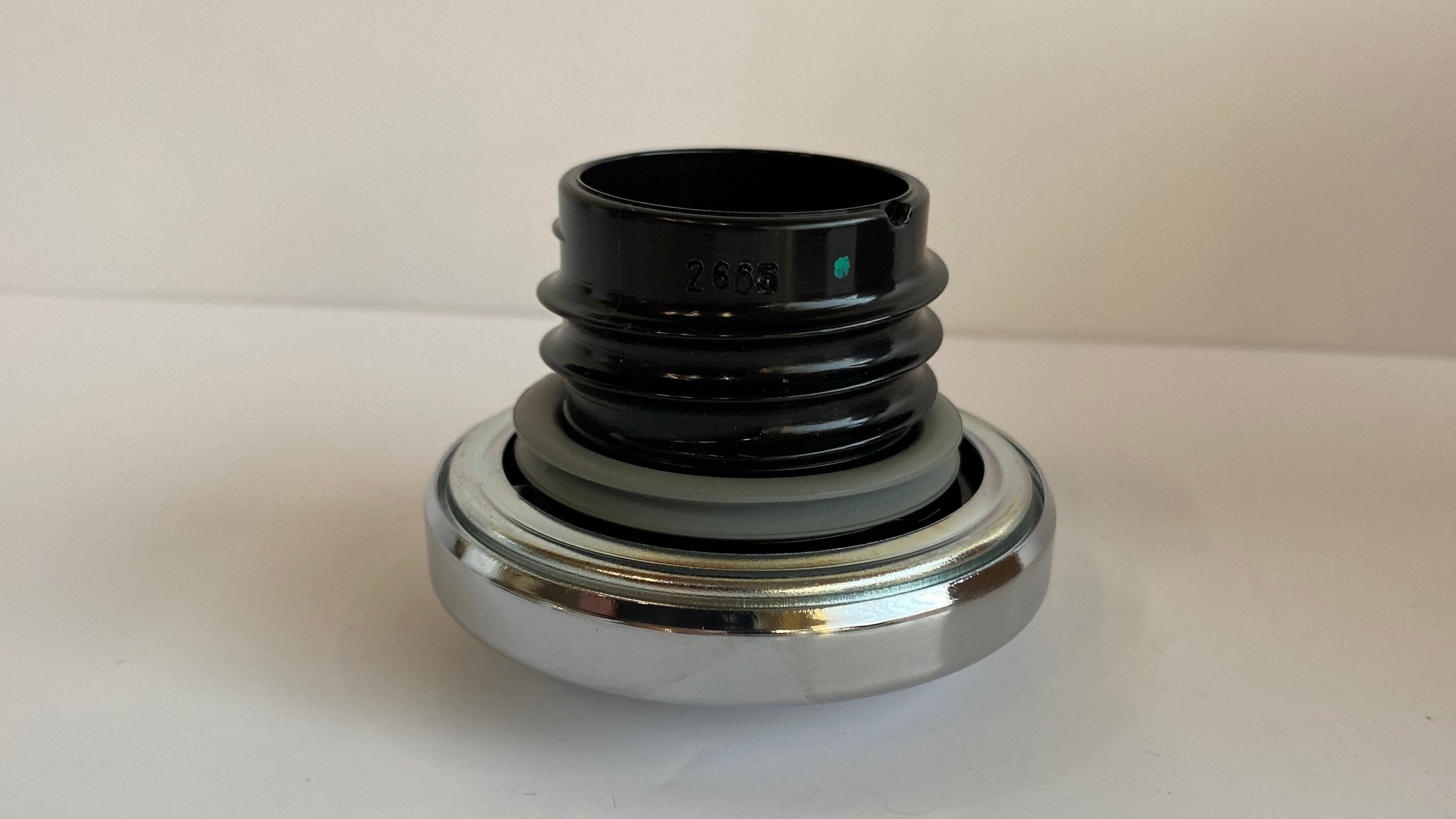 Bouchon de réservoir de carburant chromé Harley Davidson REF OEM 61272-92F