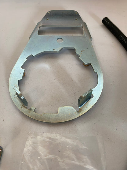 Street Stalker Armaturenbretthalterung Harley Davidson REF OEM: 57914-98