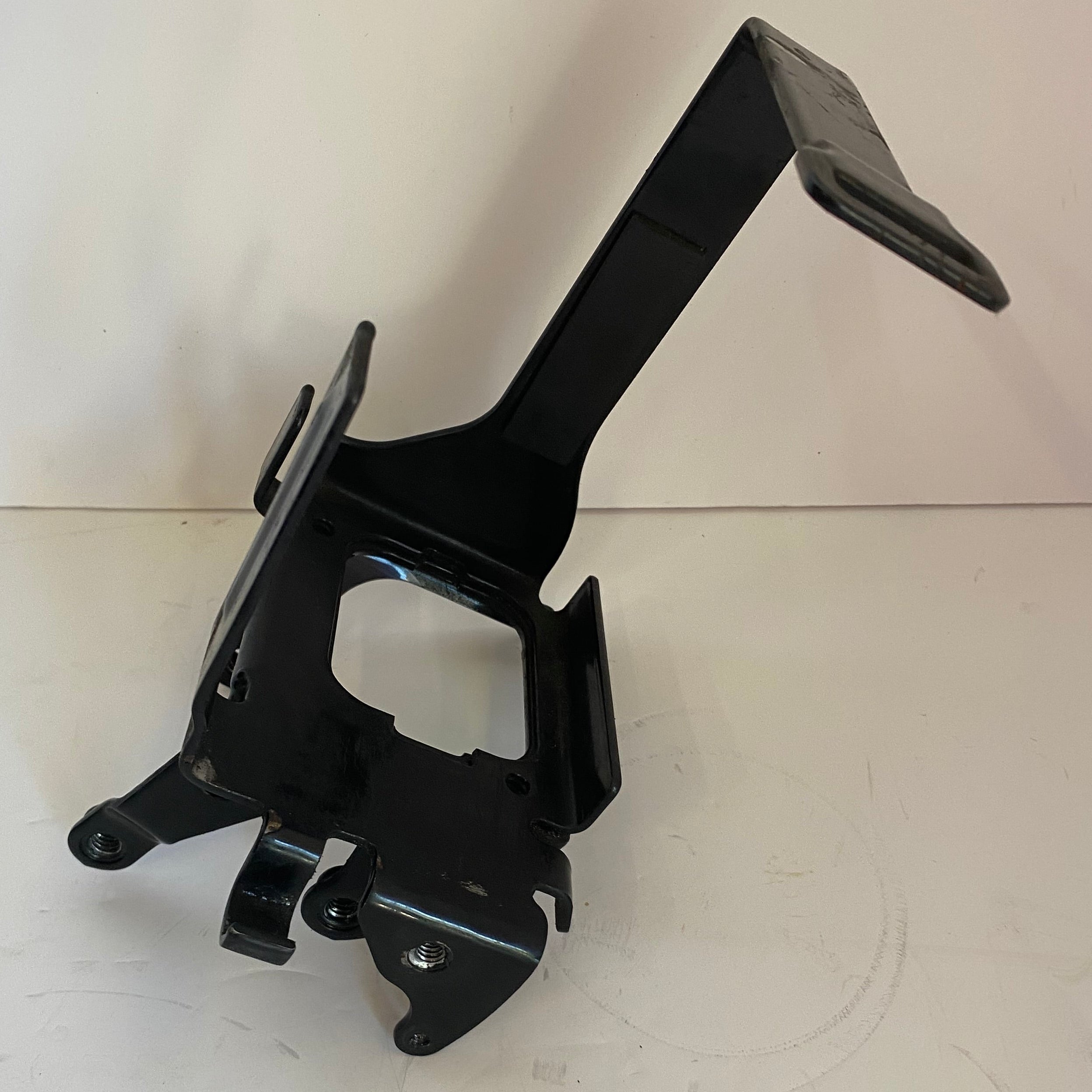 Support de batterie Sportster Harley Davidson REF OEM 66194-04