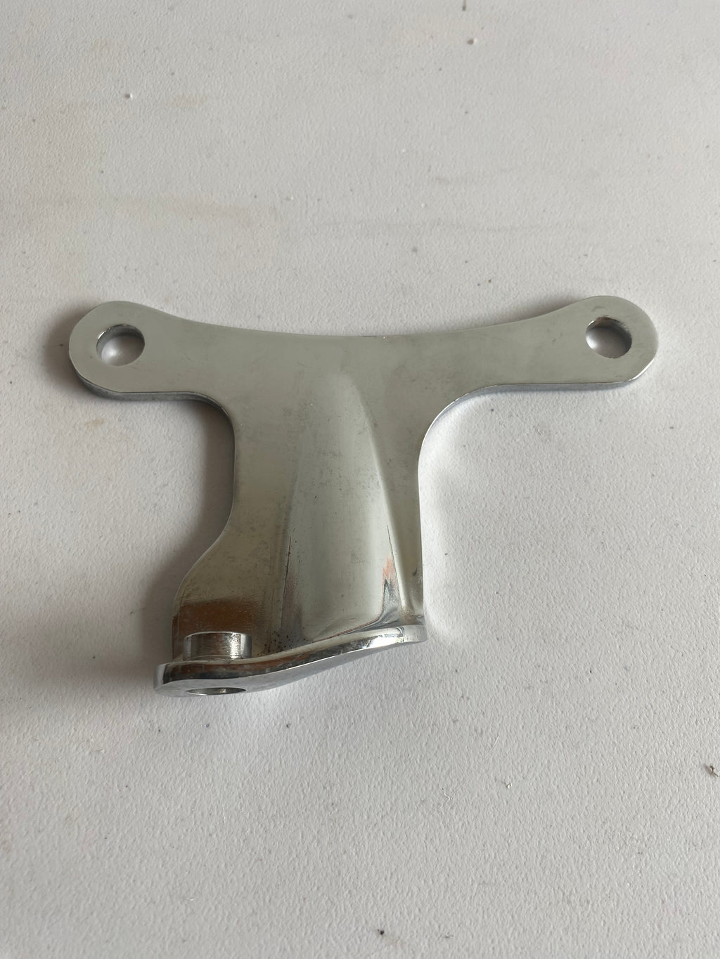 Chrome Front Engine Mount Bracket Sportster Harley Davidson OEM REF: 47471-04A