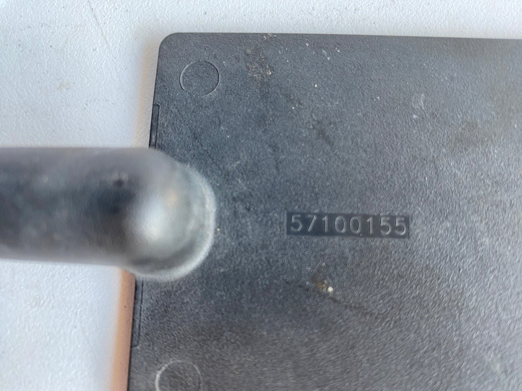 Harley Davidson Touring Beinschutz Verkleidungsklappe REF OEM 57100155