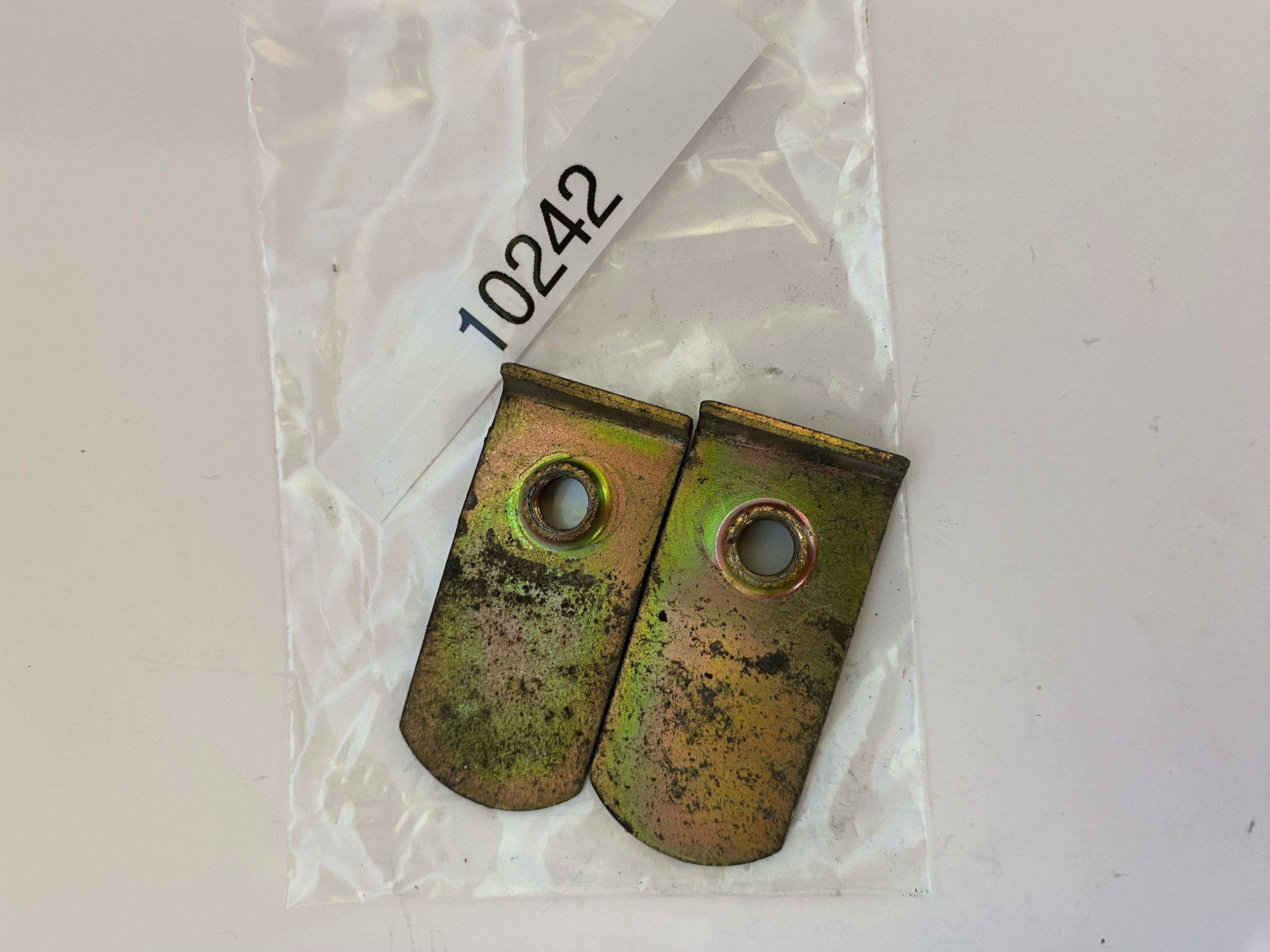 Mutter für hintere Kotflügelplatte Sportster Harley Davidson REF OEM 10242