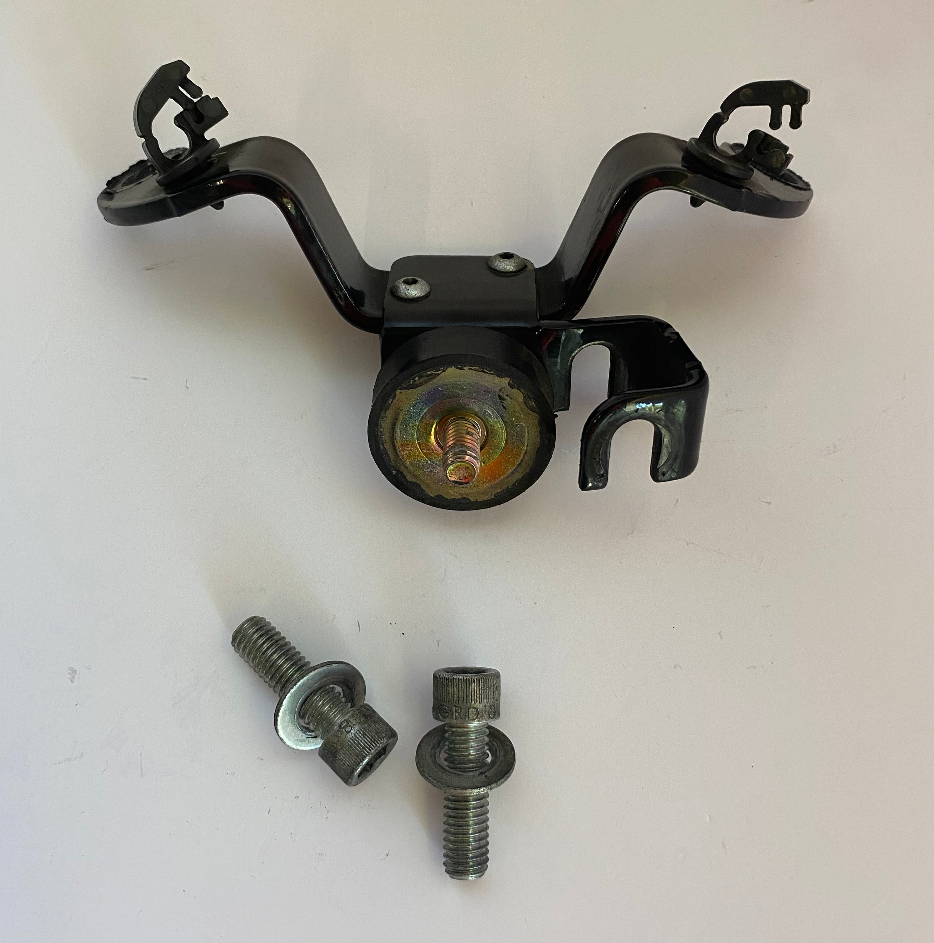 Support moteur et support klaxon Sportster Harley Davidson REF OEM 16353-04