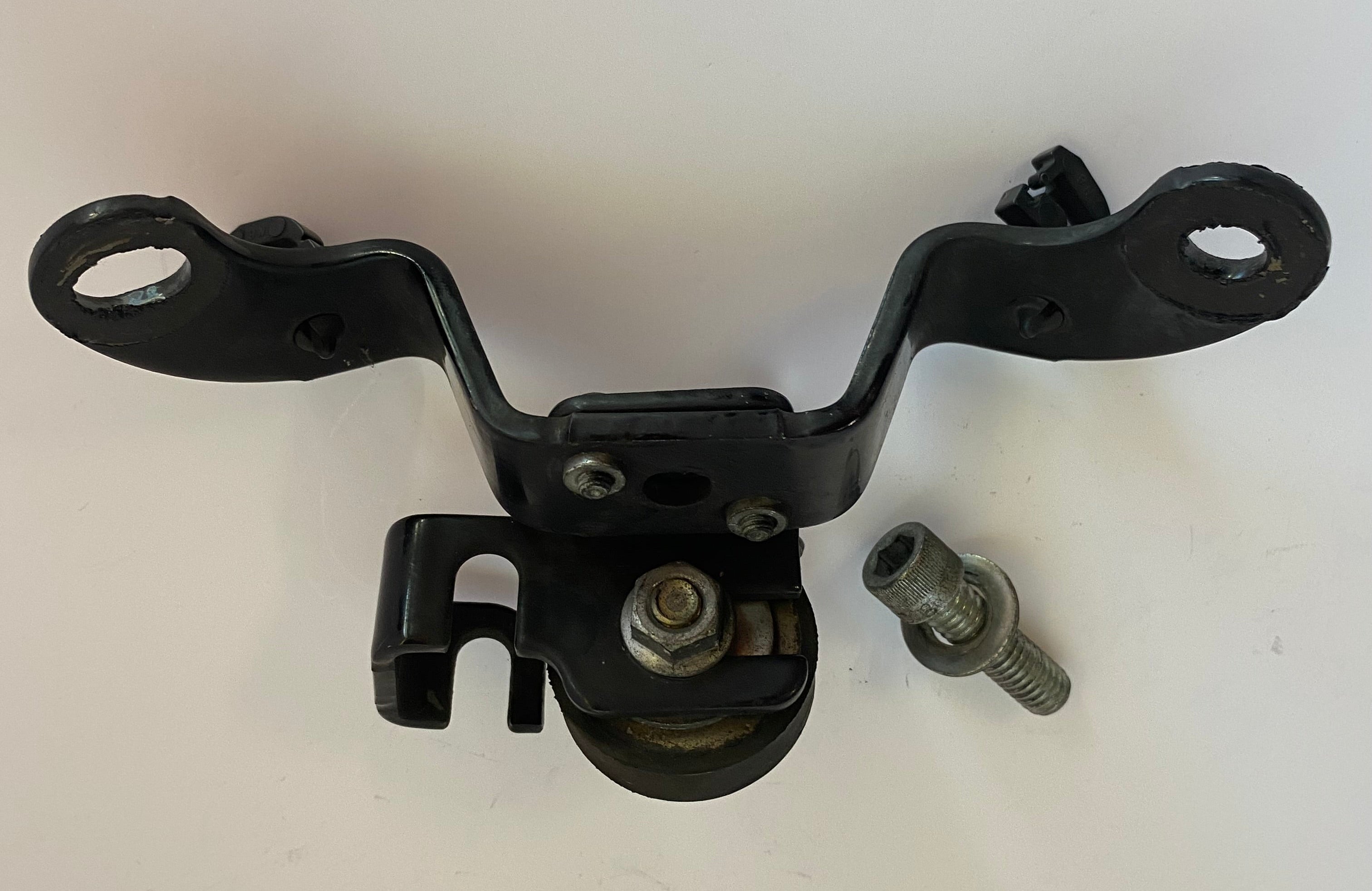Support moteur et support klaxon Sportster Harley Davidson REF OEM 16353-04