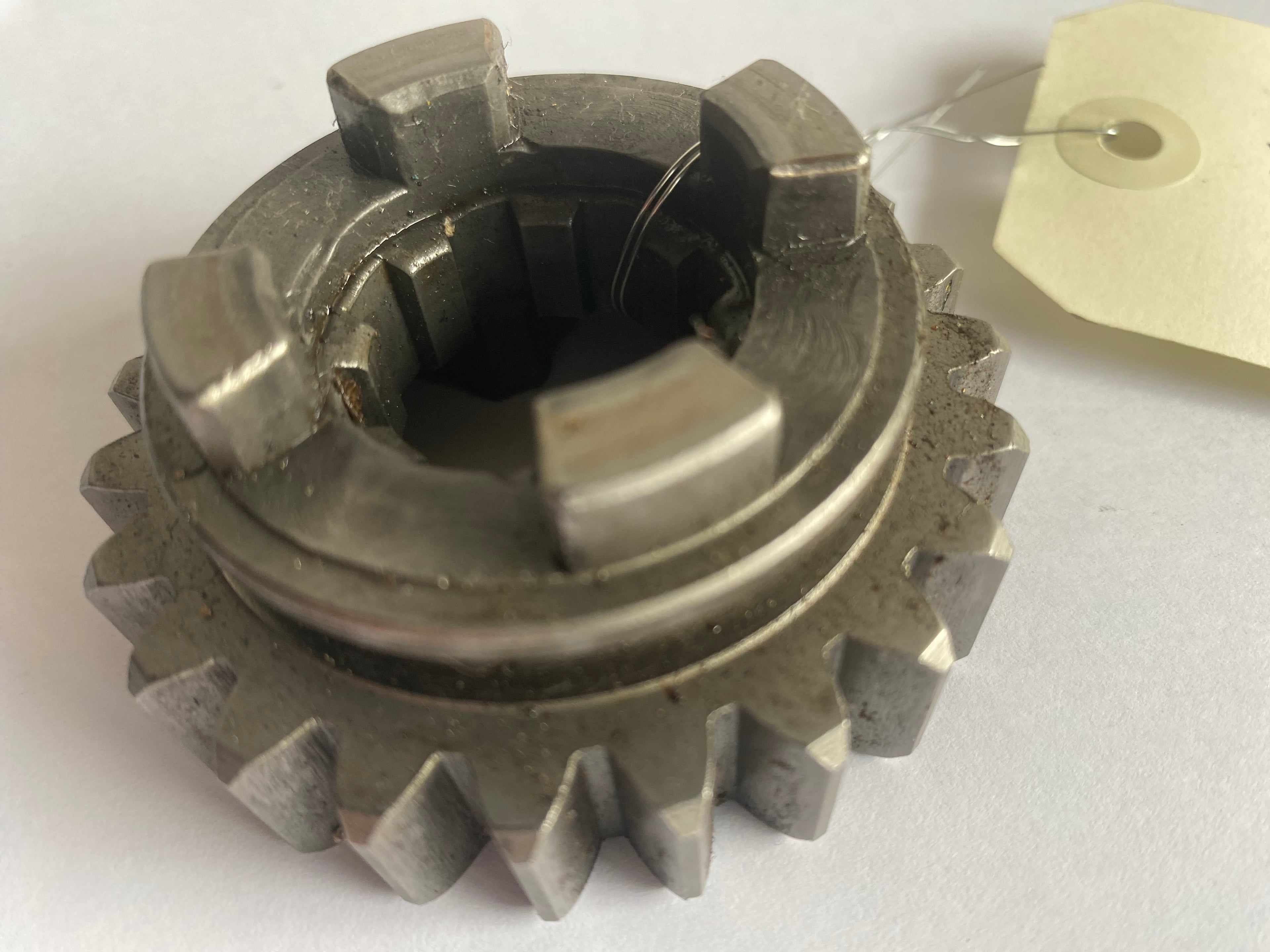Pignon 3° vitesse arbre secondaire Sportster Harley Davidson REF OEM : 35709-54C