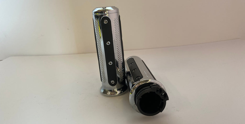 Jeu de poignées Kuryakyn Heavy industries grips câble Harley Davidson REF 6120
