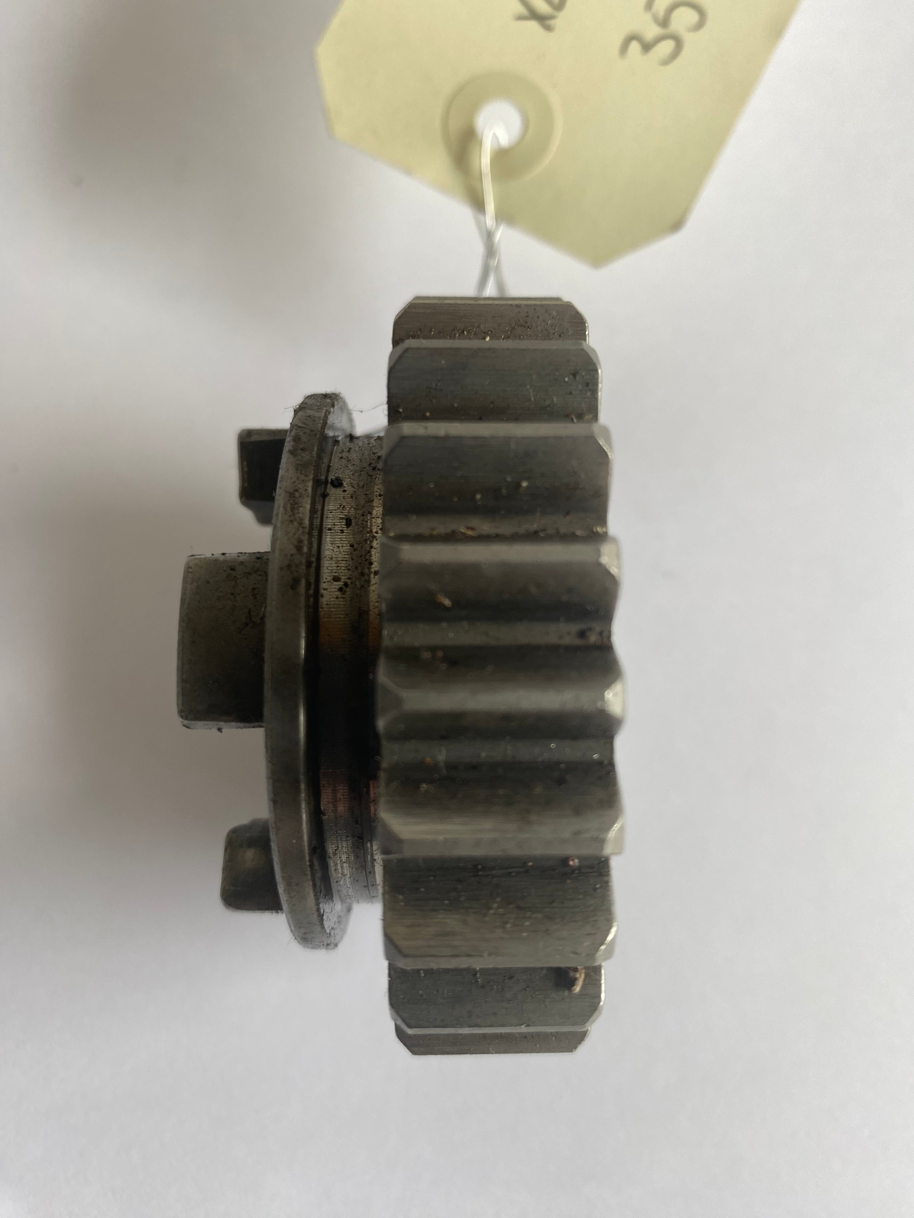Pignon 3° vitesse arbre secondaire Sportster Harley Davidson REF OEM : 35709-54C