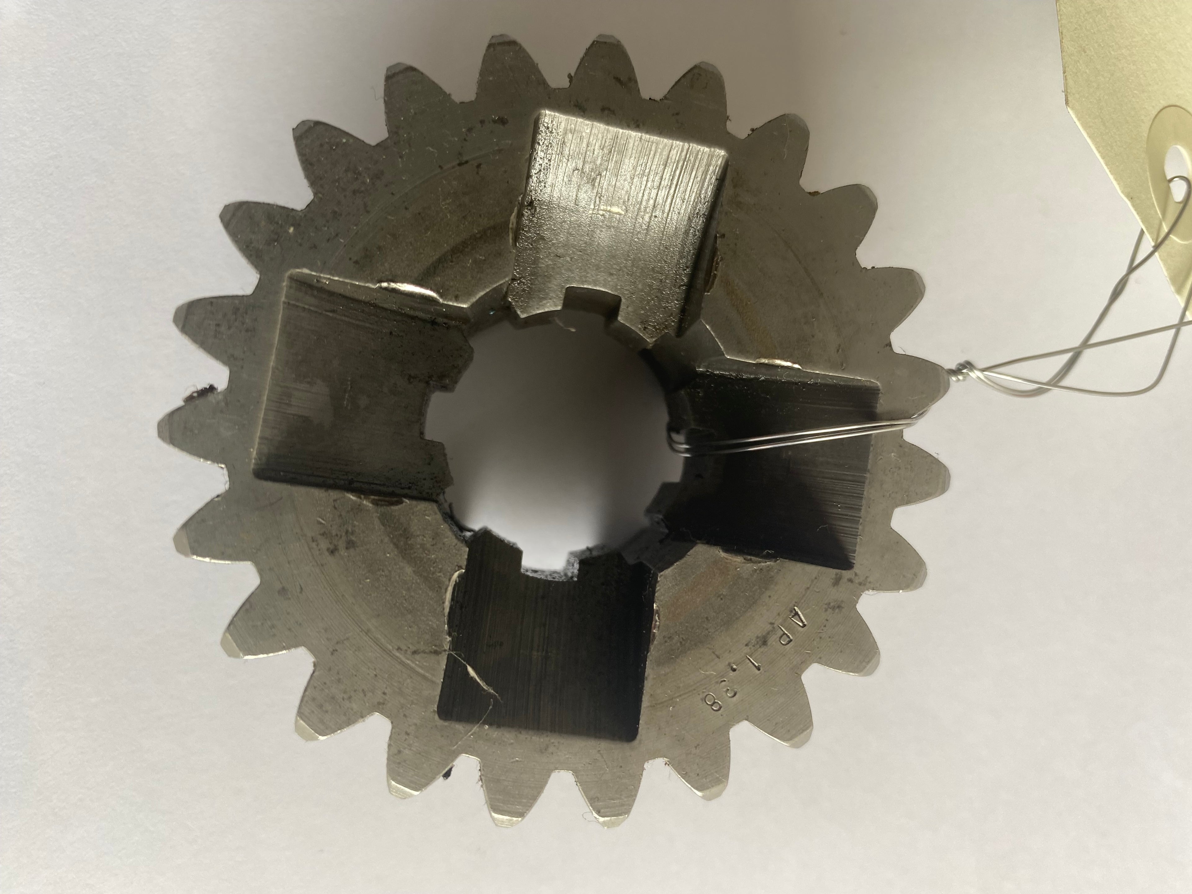 Pignon 3° vitesse arbre secondaire Sportster Harley Davidson REF OEM : 35709-54C