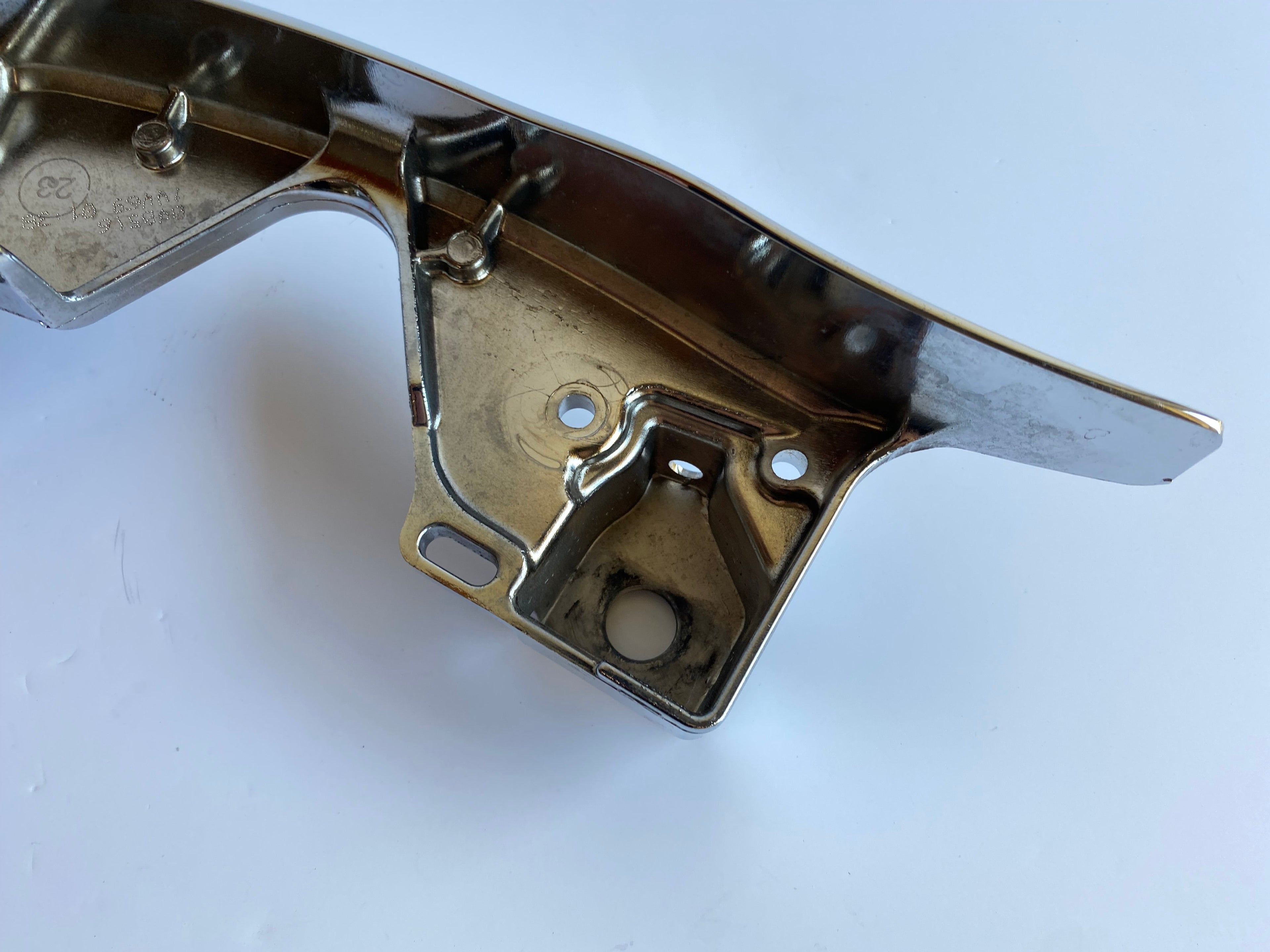 Left saddlebag/silencer support chrome Touring Harley Davidson REF OEM 90200501