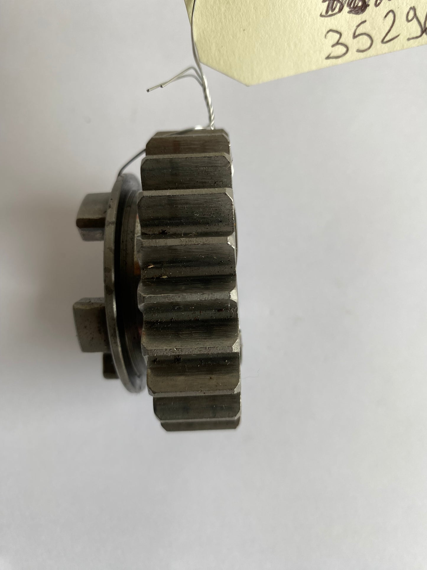 Sekundärwelle des 2. Gangritzels Harley Davidson REF OEM: 35296-56B
