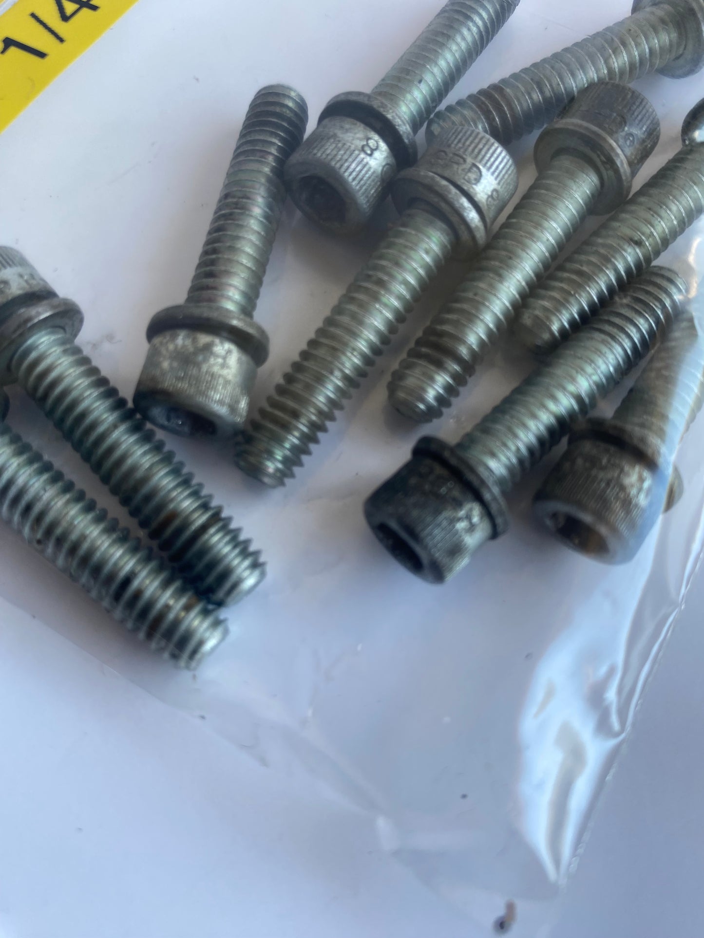 Lot de 10 vis BTR 1/4-20 x 1-1/4 Harley Davidson REF OEM 4740A