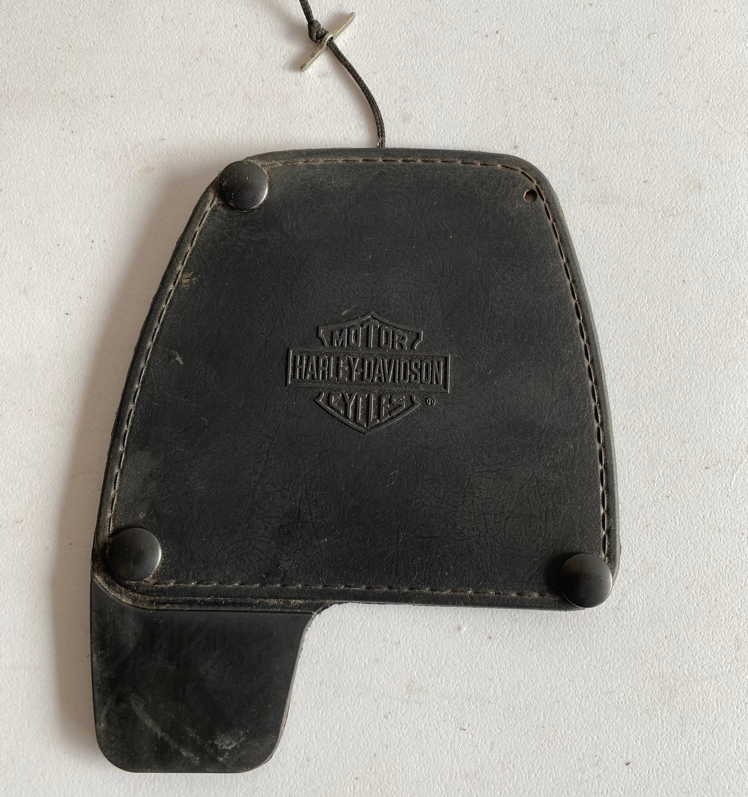 Harley Davidson Left Glove Box Cover OEM REF: 58681-05