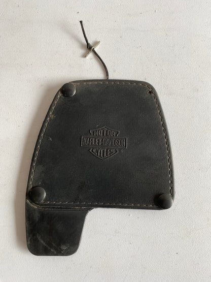Couvercle de boite à gants gauche Harley Davidson REF OEM : 58681-05