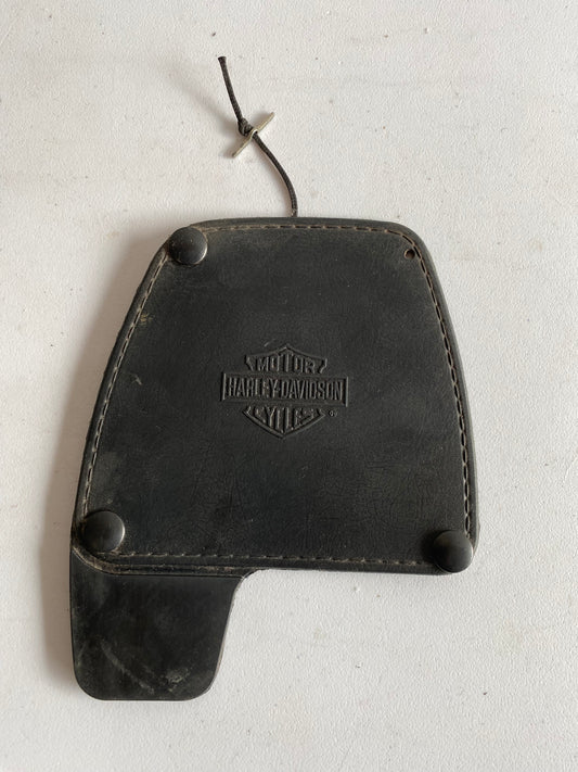 Couvercle de boite à gants gauche Harley Davidson REF OEM : 58681-05