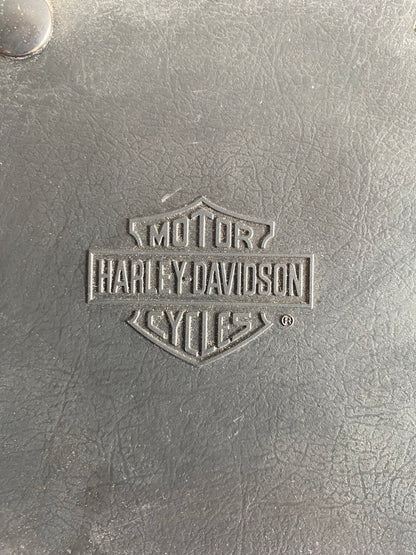 Couvercle de boite à gants gauche Harley Davidson REF OEM : 58681-05