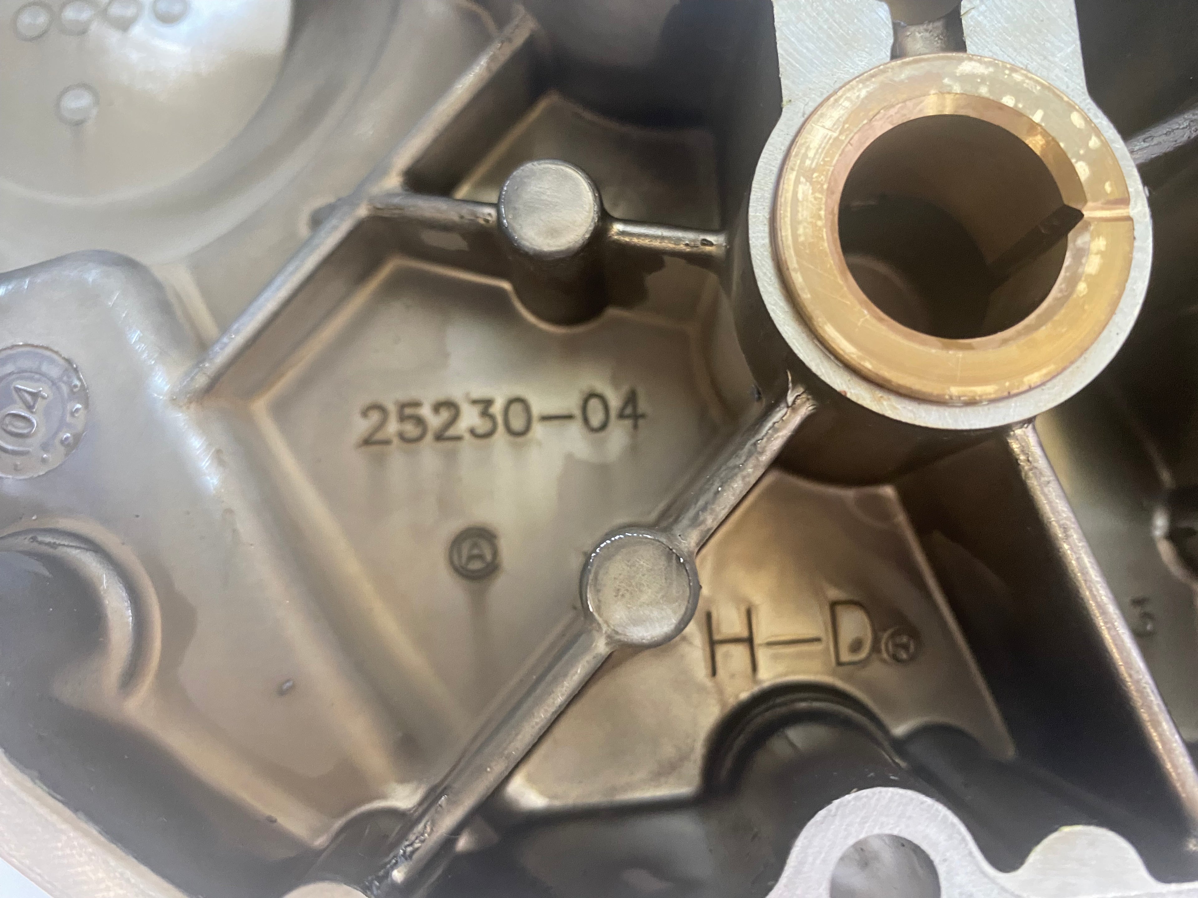 Carter de distribution chromé Sportster Harley Davidson REF OEM 25213-04