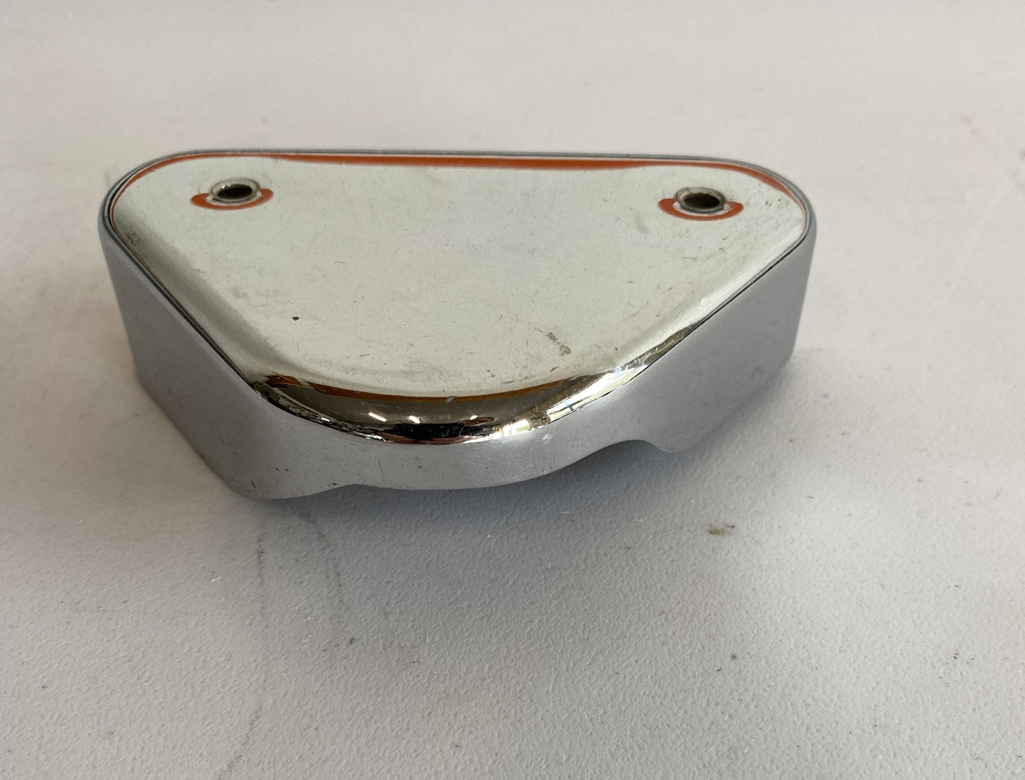 Cache maitre cylindre de frein arrière Harley Davidson FXR réf OEM : 41811-86