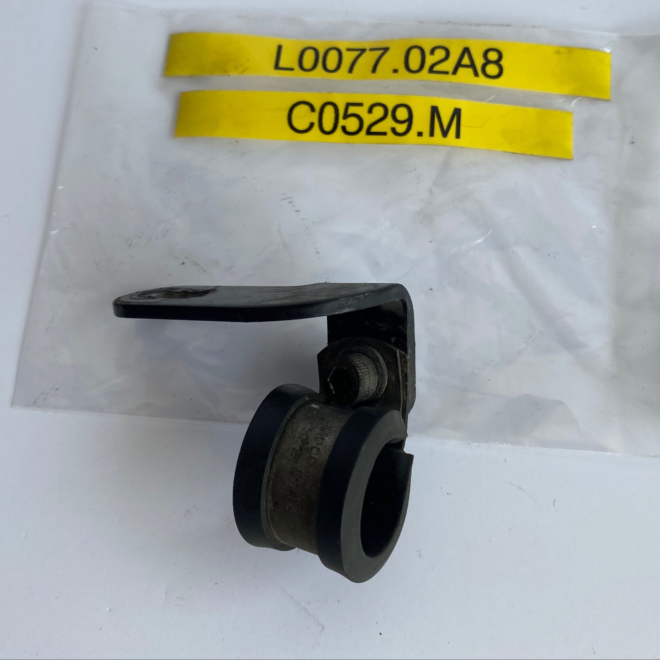 Support  de radiateur d'huile + collier Buell XB REF OEM L0077.02A8 & C0529.M