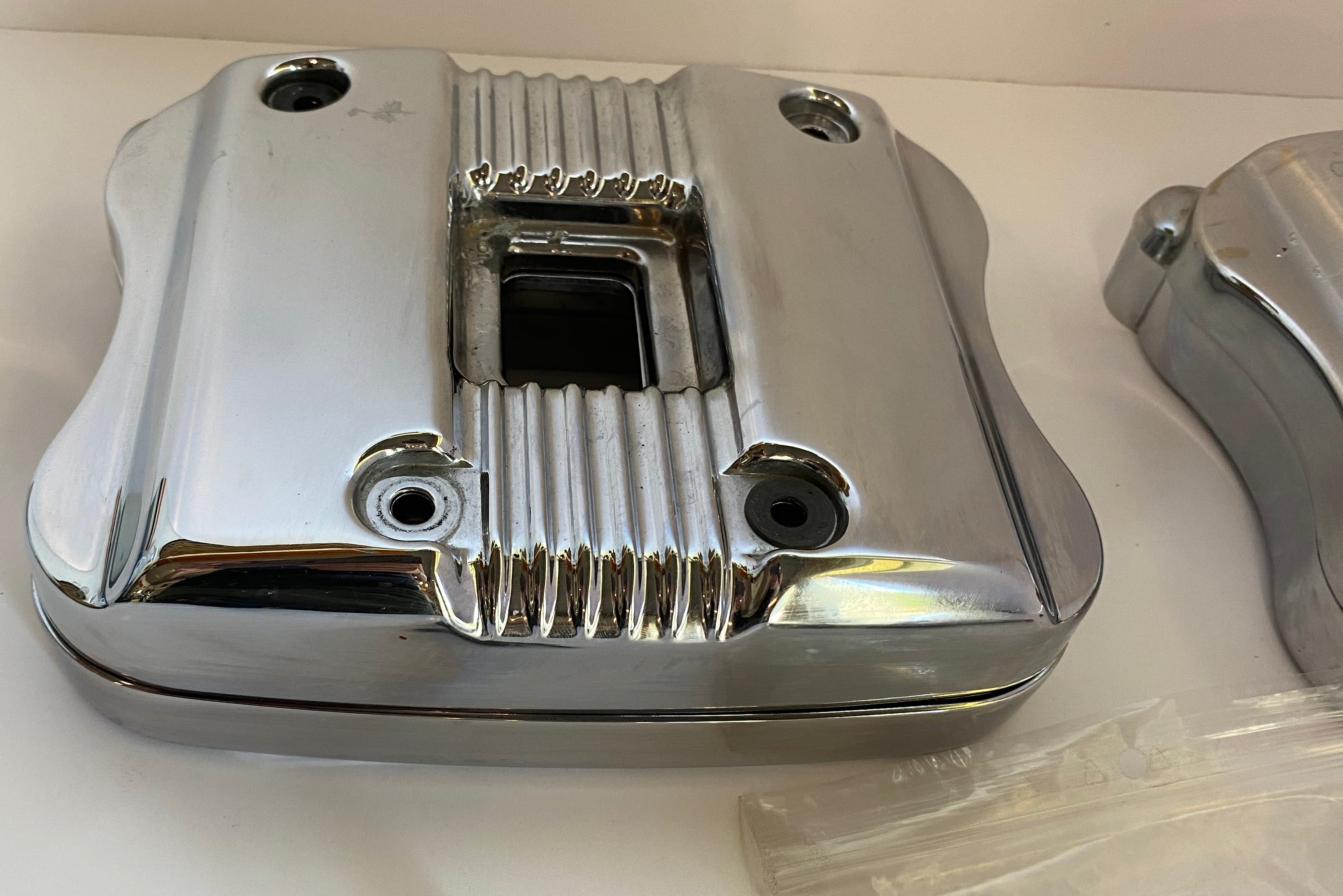 Jeu de caches culbuteurs chromés Sportster Harley Davidson REF OEM 17551-04 & 17537-96C