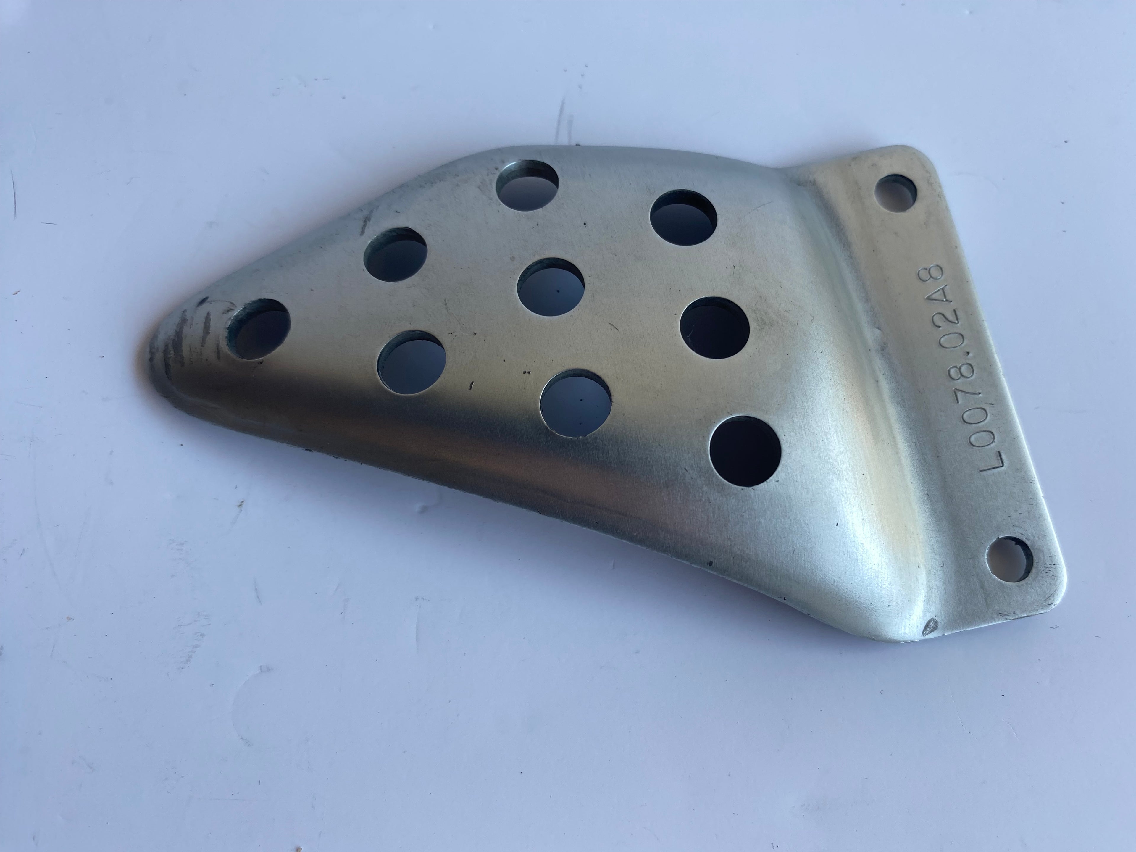 Protège talon arrière gauche passager BUELL XB REF OEM : L0078.02A8