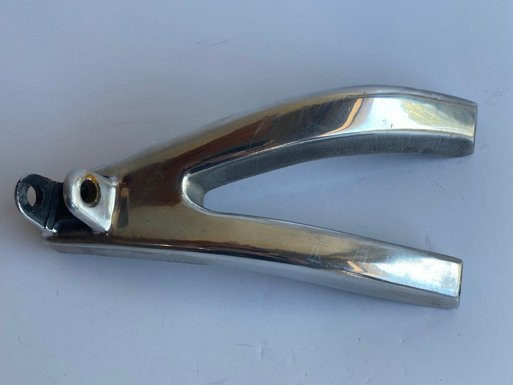 Support de repose pied droit passager BUELL XB REF OEM : N0405.02A8