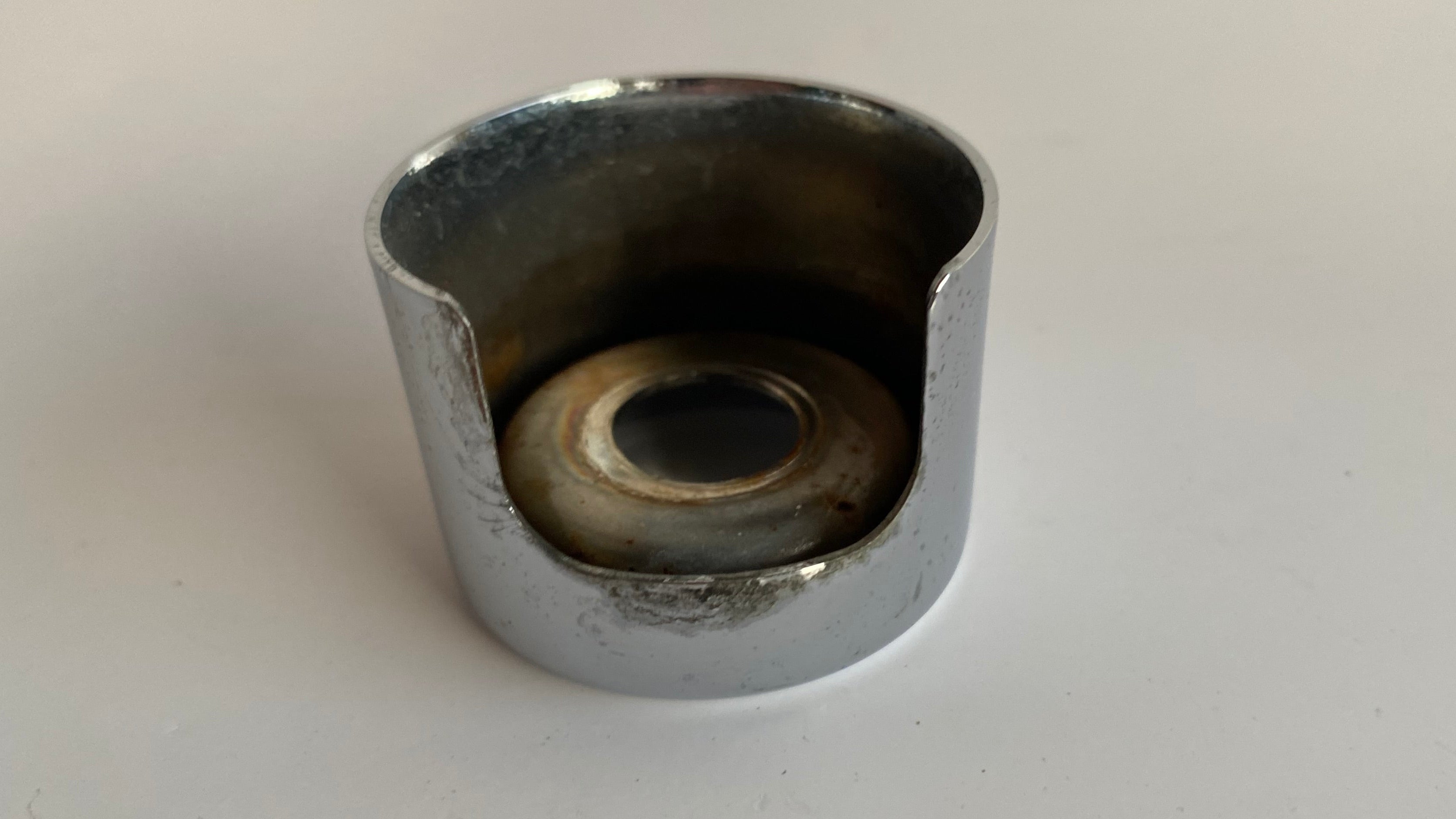 Cache vis amortisseur supérieur chromé Sportster Harley Davidson REF OEM 54724-04