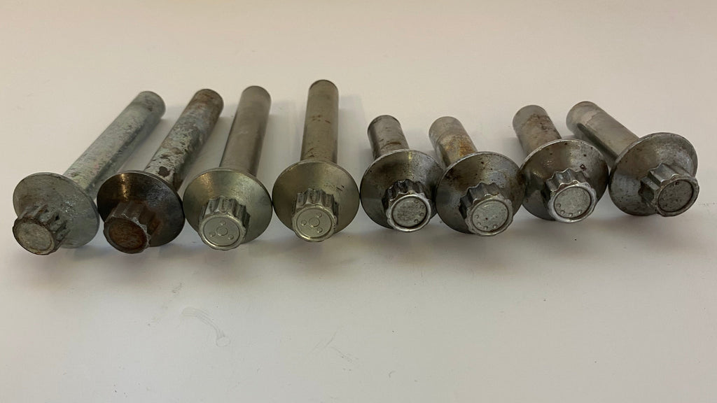 Ensemble 8 écrous de culasses Harley Davidson REF OEM 16478-85A & 16480-92A