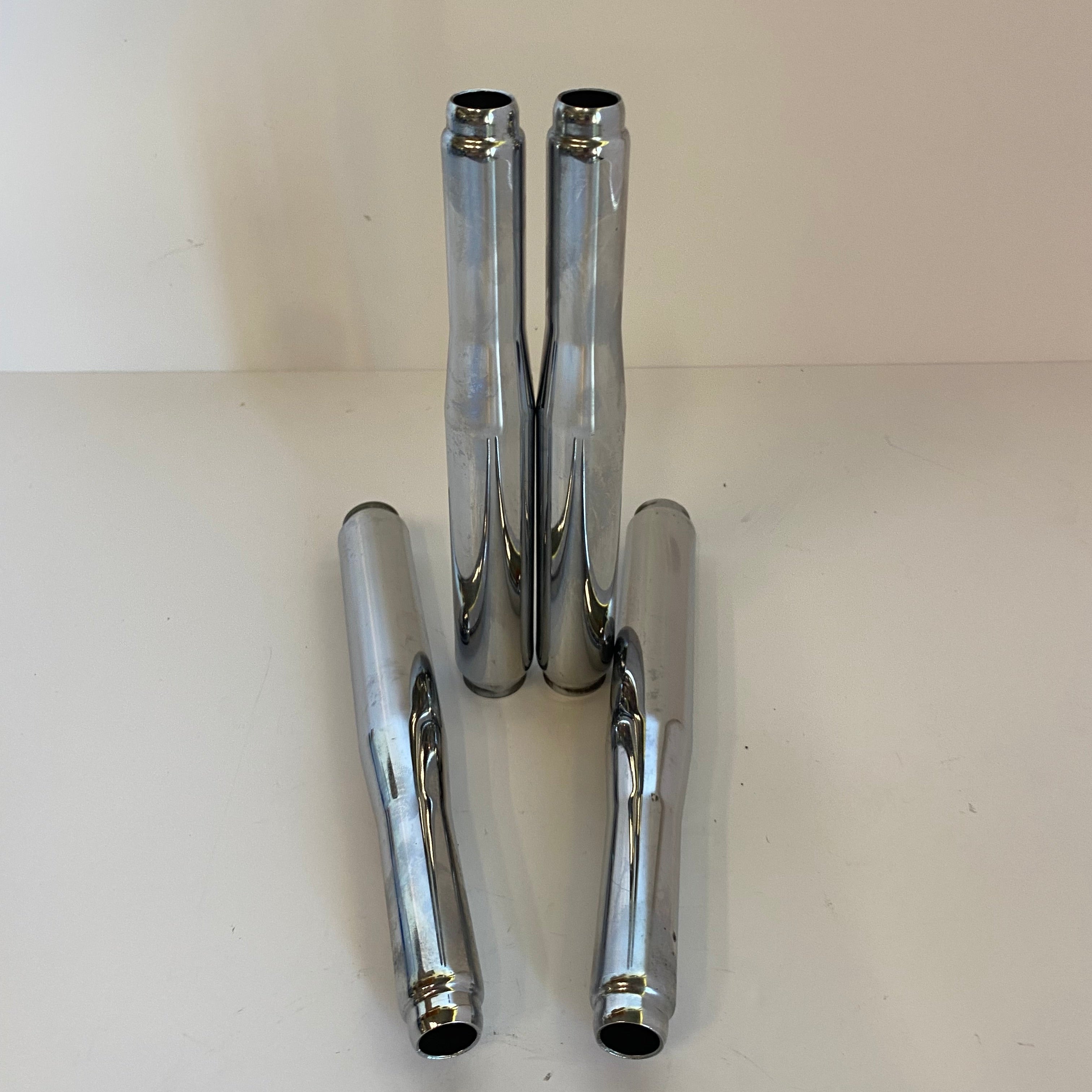 Jeu de 4 colonnettes de tige culbuteur Sportster Harley Davidson REF OEM : 17946-04