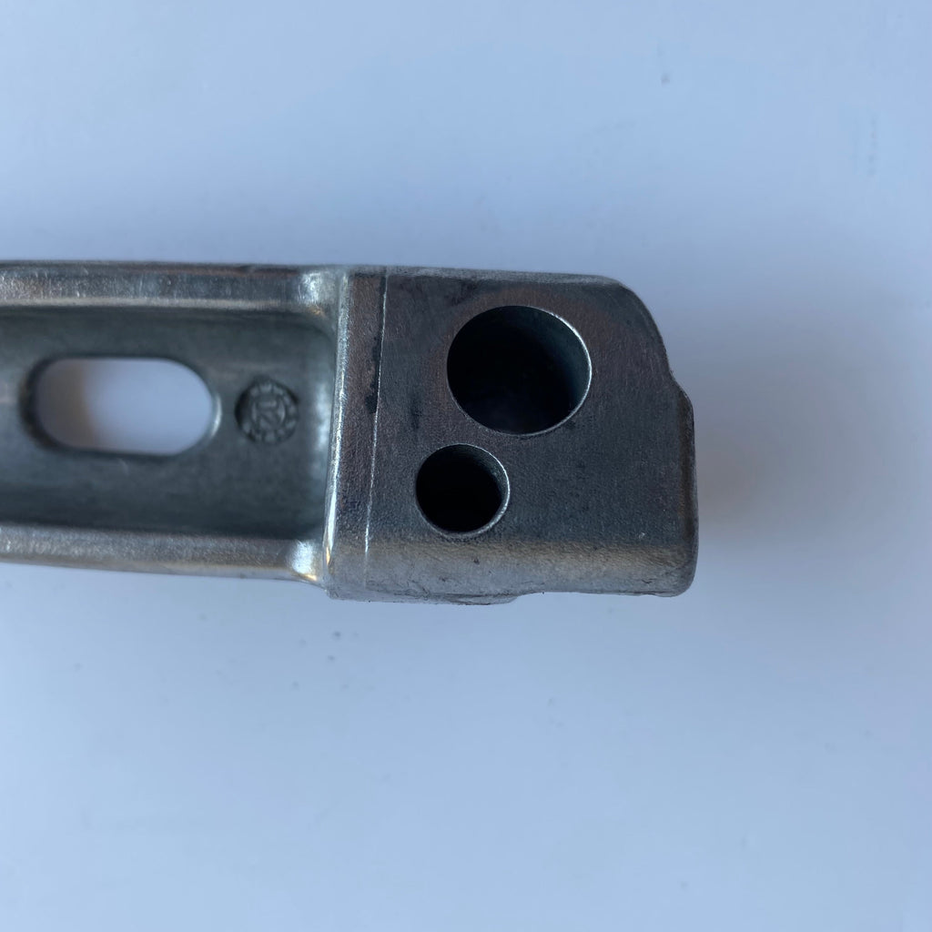 Cale pied passager gauche Buell XB REF OEM: N0552.02A8