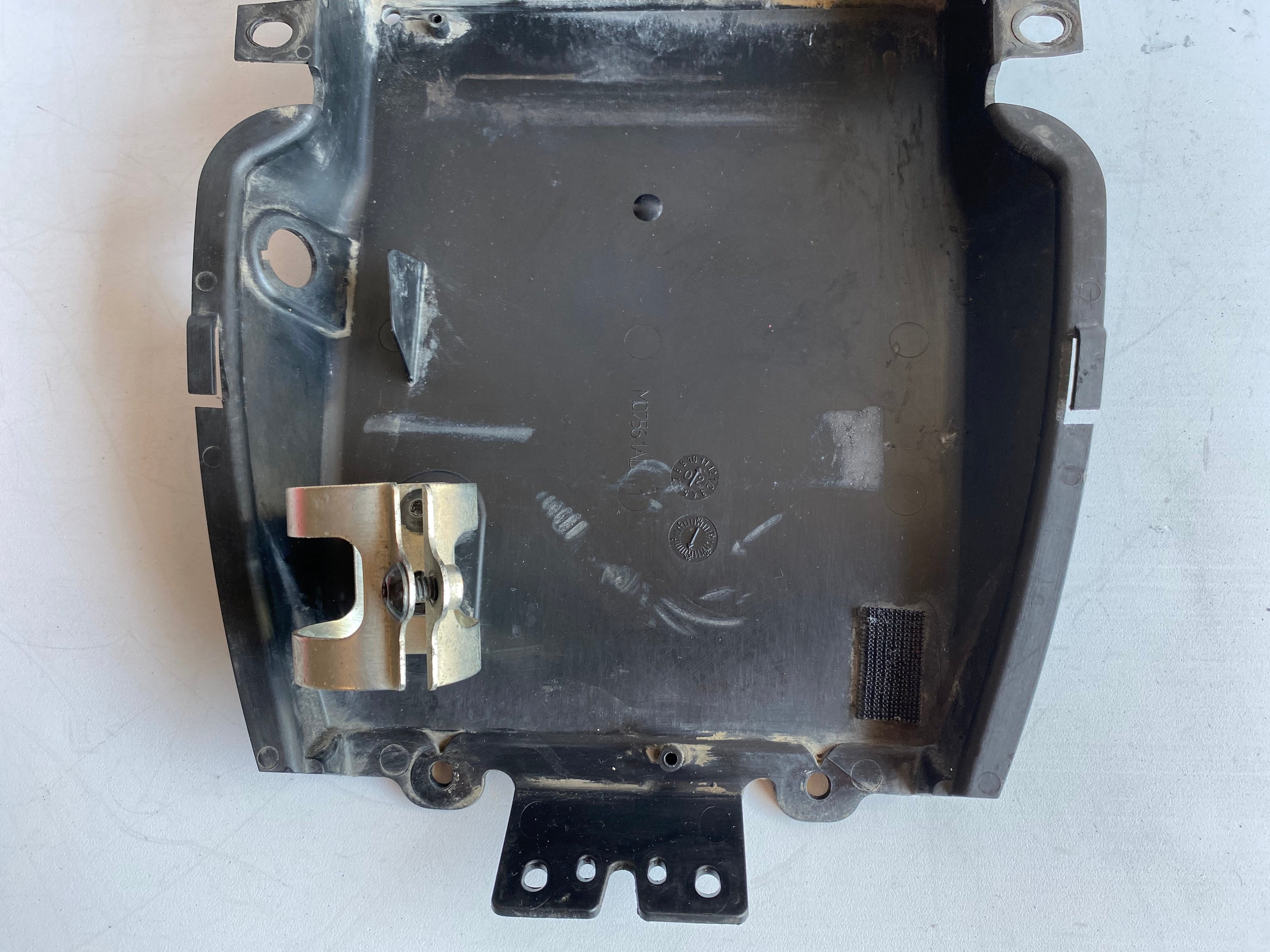 Bac sous la selle, fusible, batterie, Buell XB REF OEM: M0756.1AD