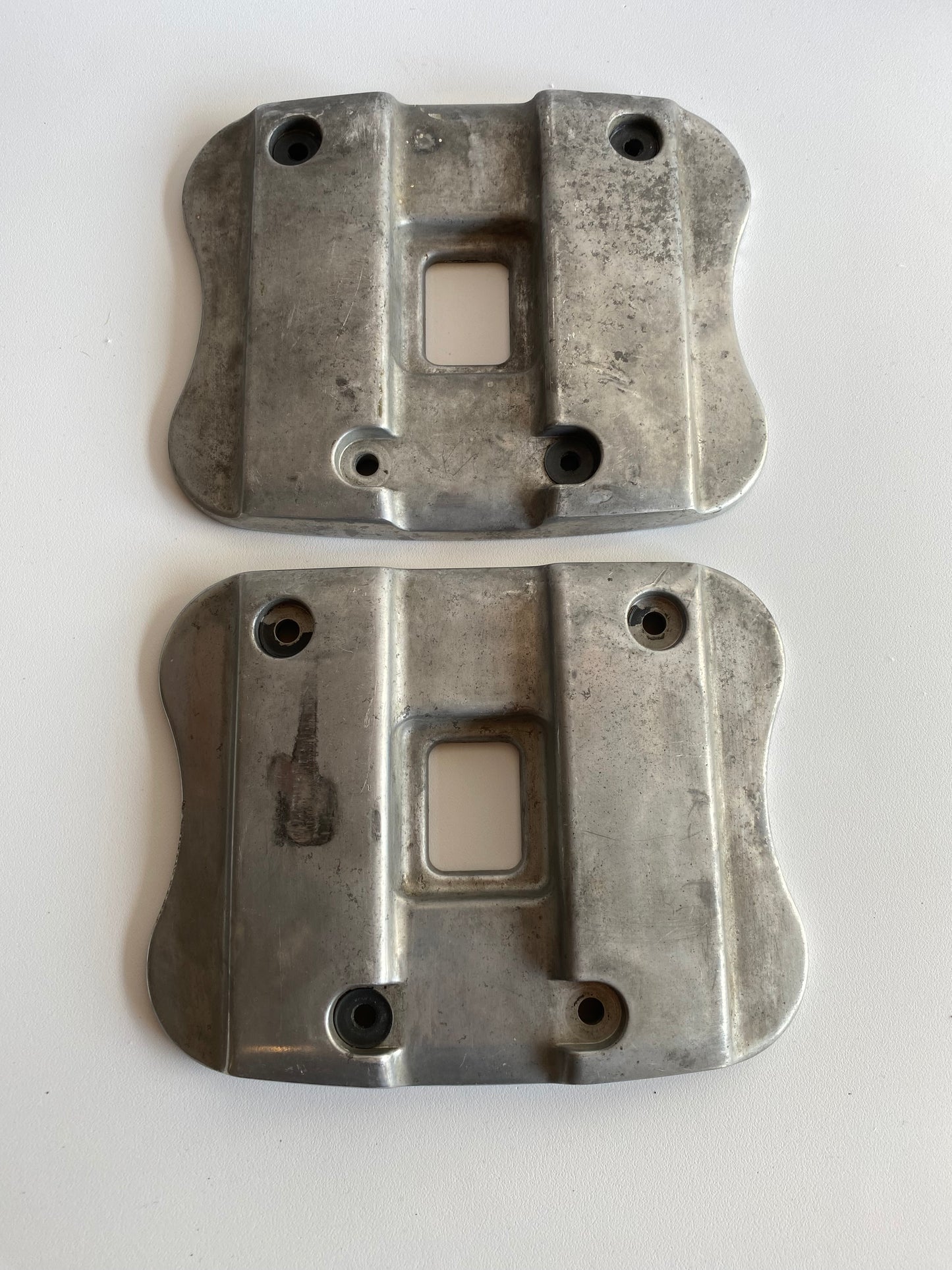 Caches culbuteur supérieur Harley Davidson REF OEM : 17581-95