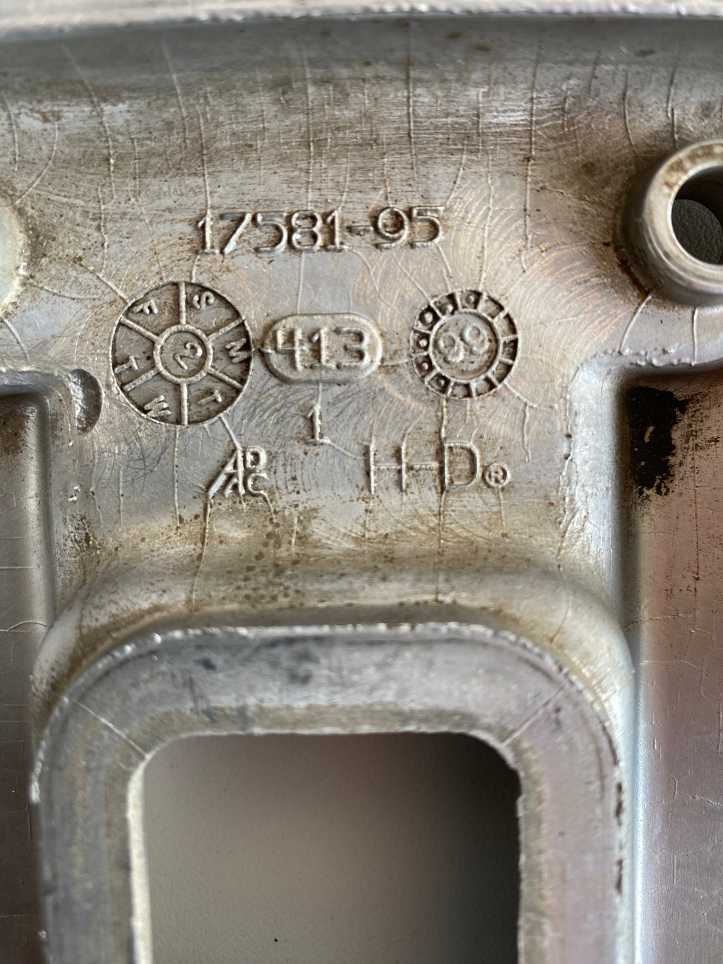 Harley Davidson Sportster Obere Kipphebelabdeckungen OEM-Referenz: 17581-95