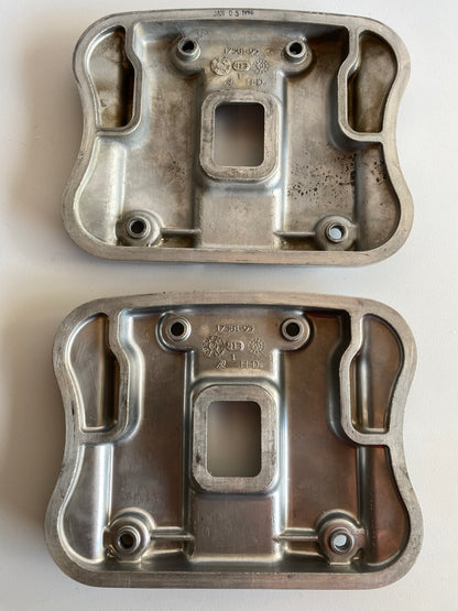 Caches culbuteur supérieur Harley Davidson REF OEM : 17851-95