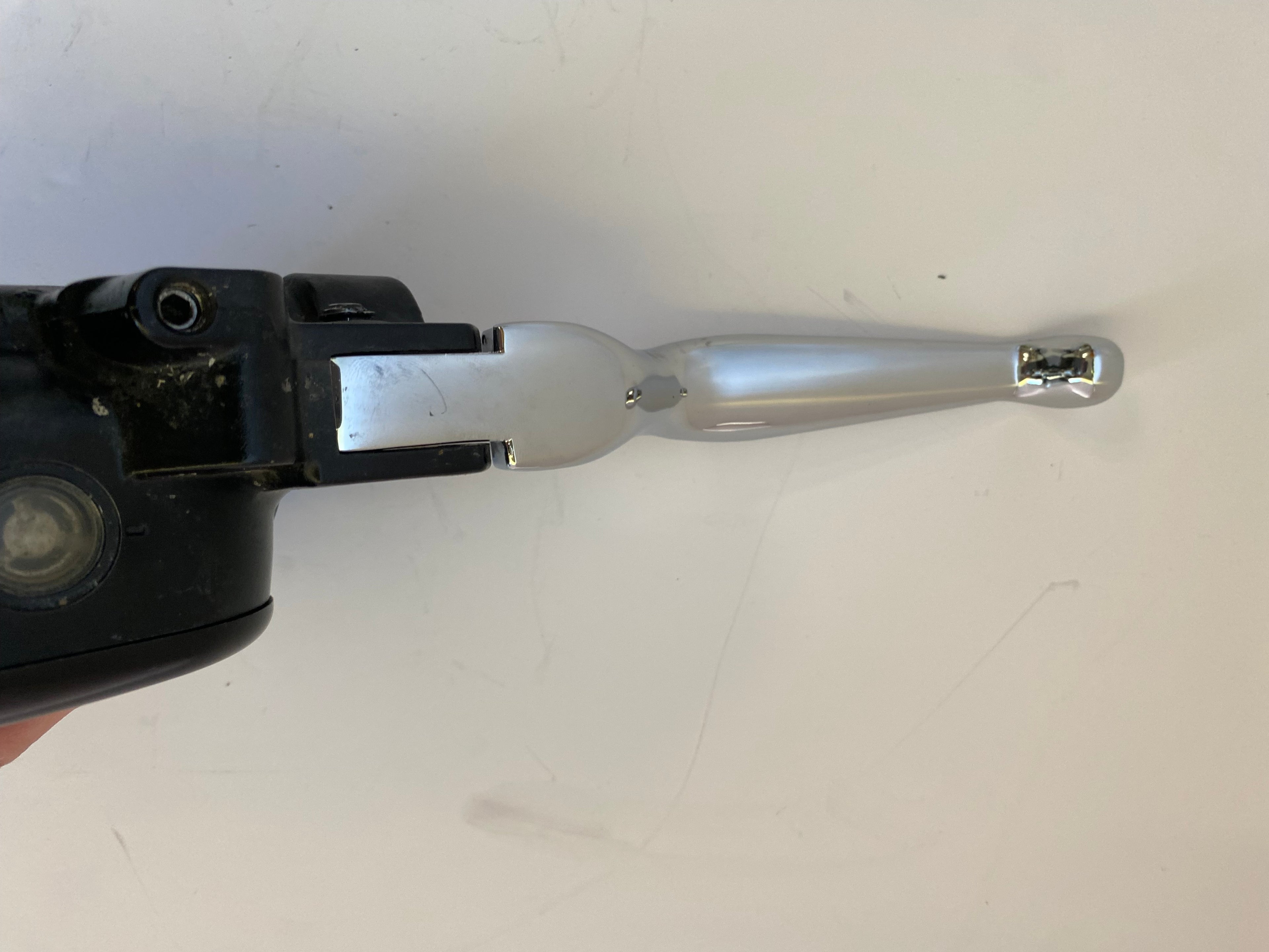 Jeu de manettes avec maitre cylindre avant Sportster Harley Davidson REF OEM 45146-04