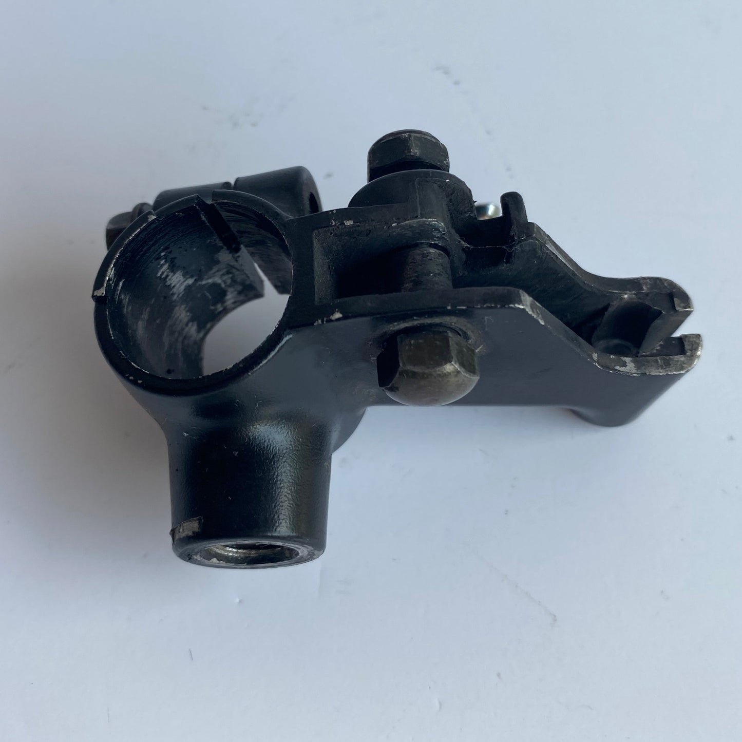 Support de levier d'embrayage Buell XB REF OEM : C0149.T